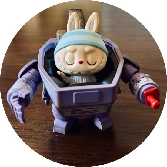 THE MONSTERS - ANGEL IN CLOUDS Vinyl Face Doll - POP MART (United