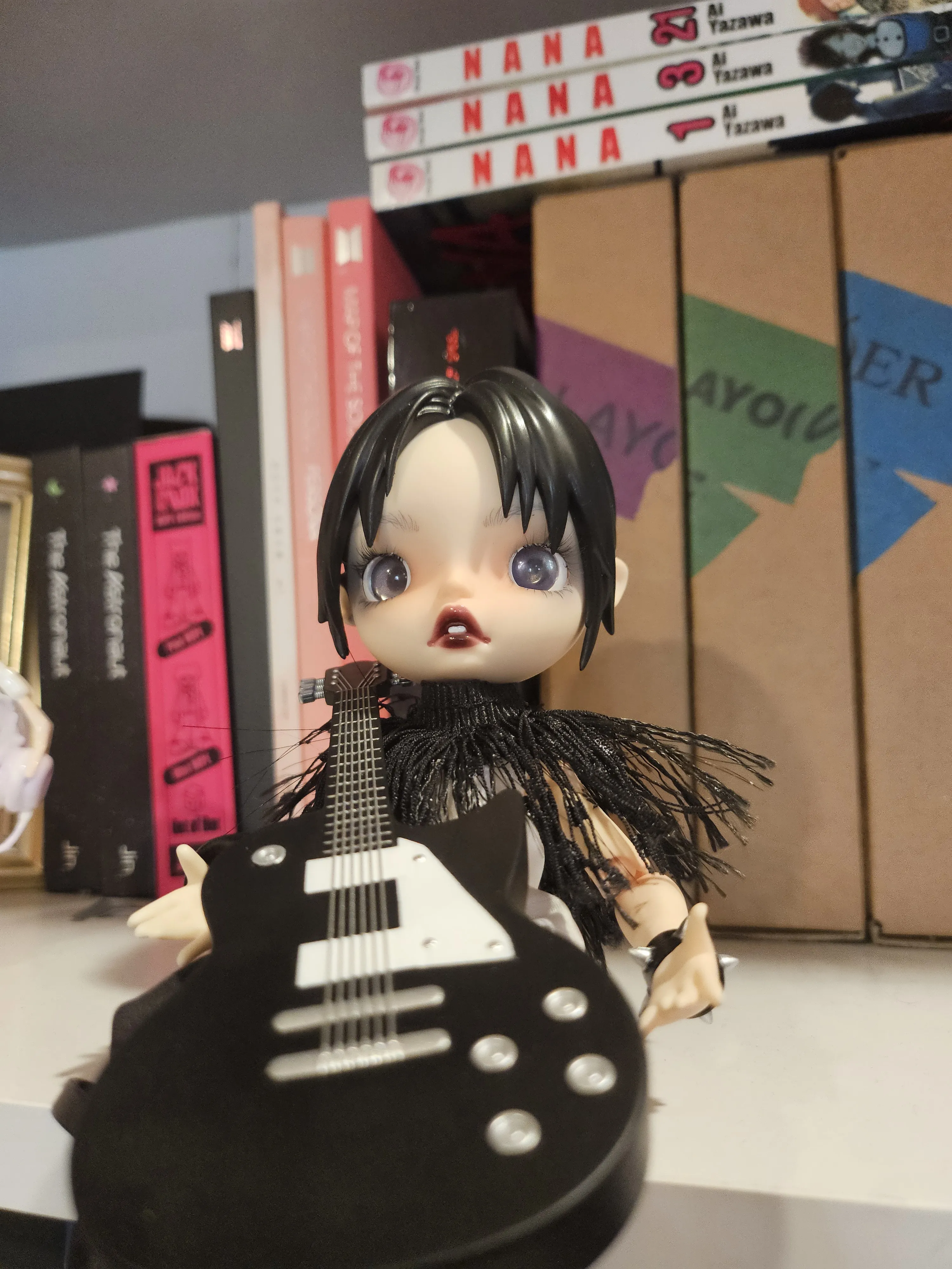 SKULLPANDA × NANA-Osaki Nana Figurine | MEGA Collection - POP MART 