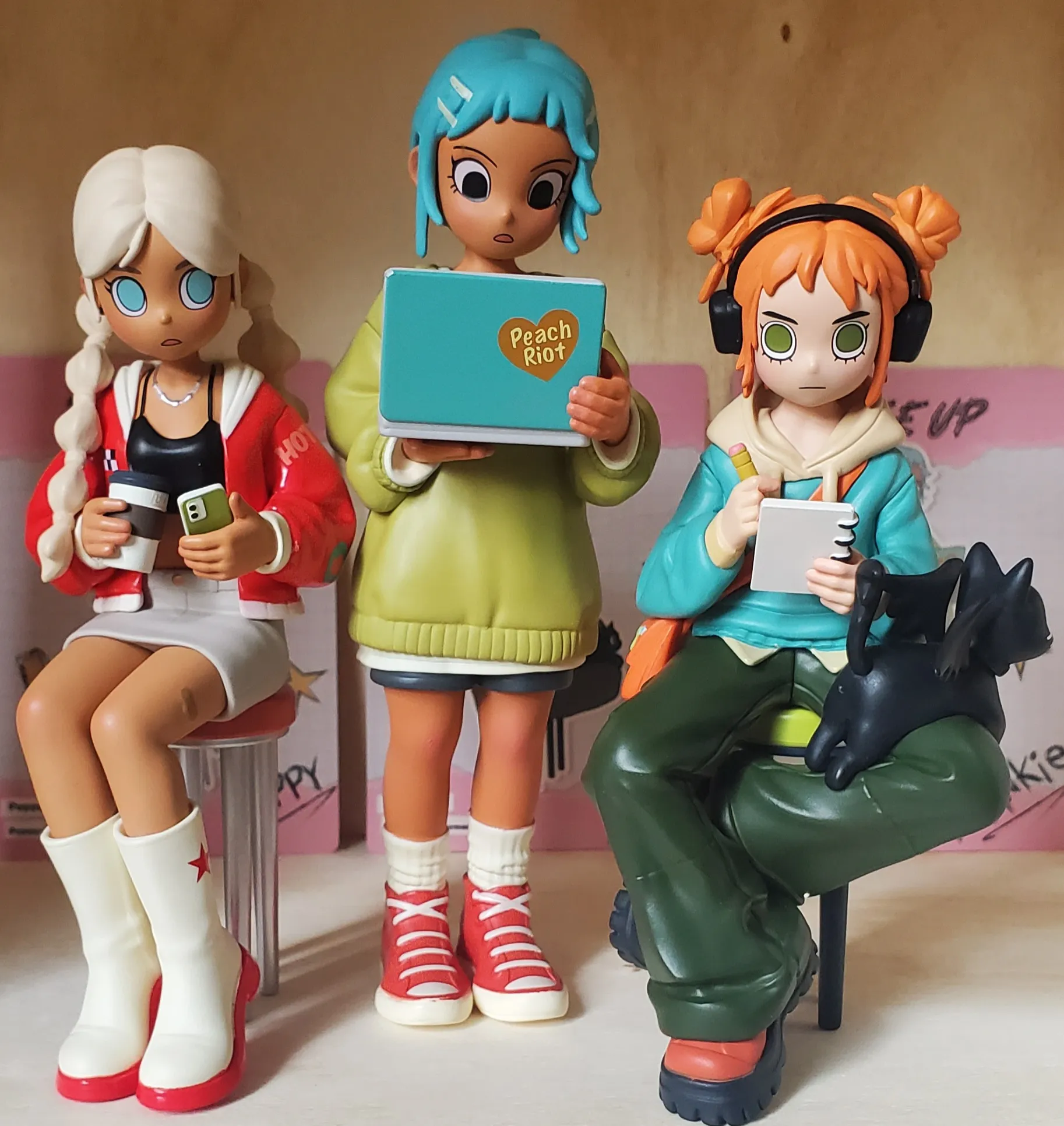 Peach Riot Rise Up Series Figures Blind Box POP MART (United States)