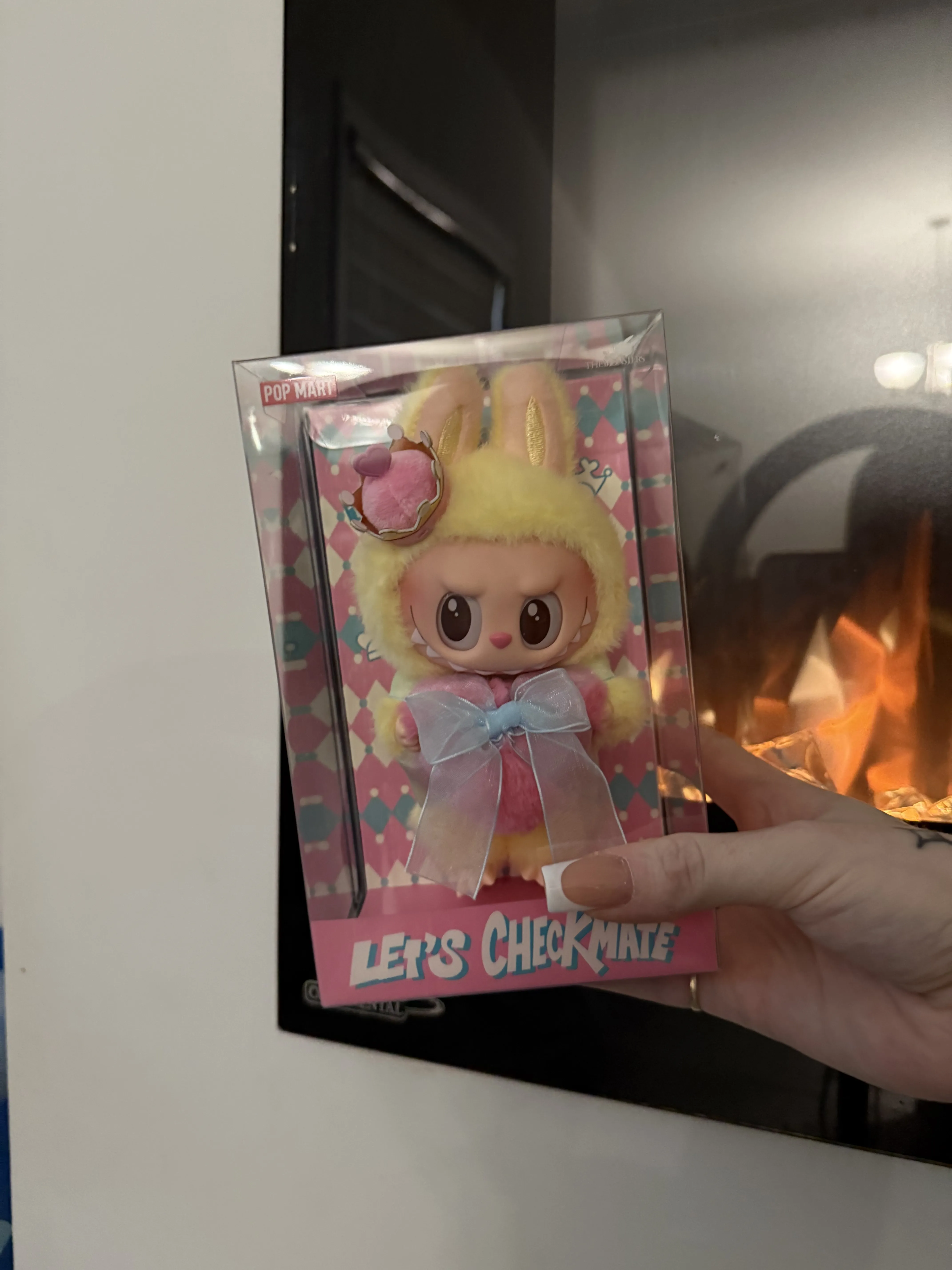 THE MONSTERS Let's Checkmate Series-Vinyl Plush Hanging Card