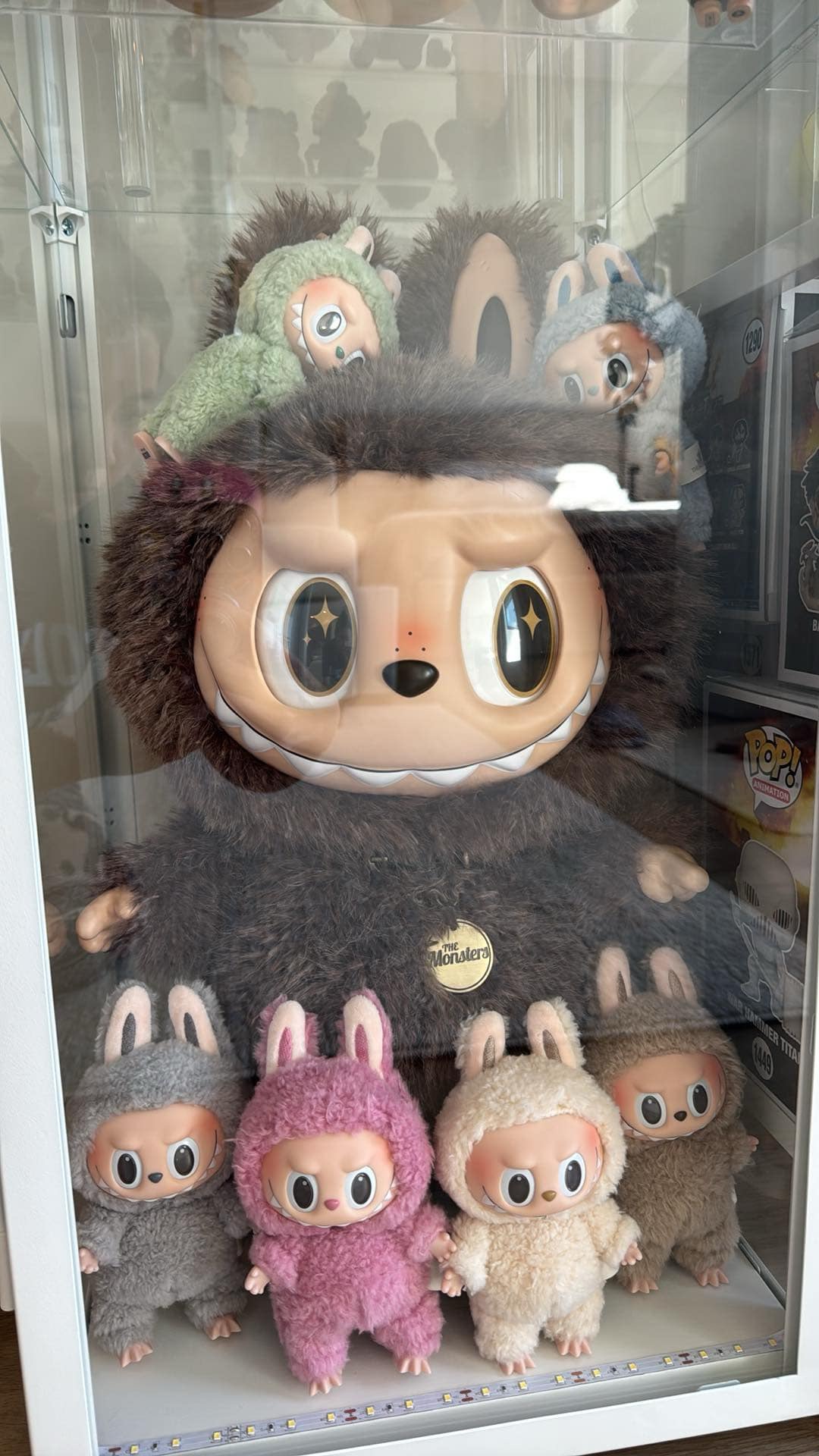 THE MONSTERS Big into Energy Series-ROCK THE UNIVERSE Vinyl Plush