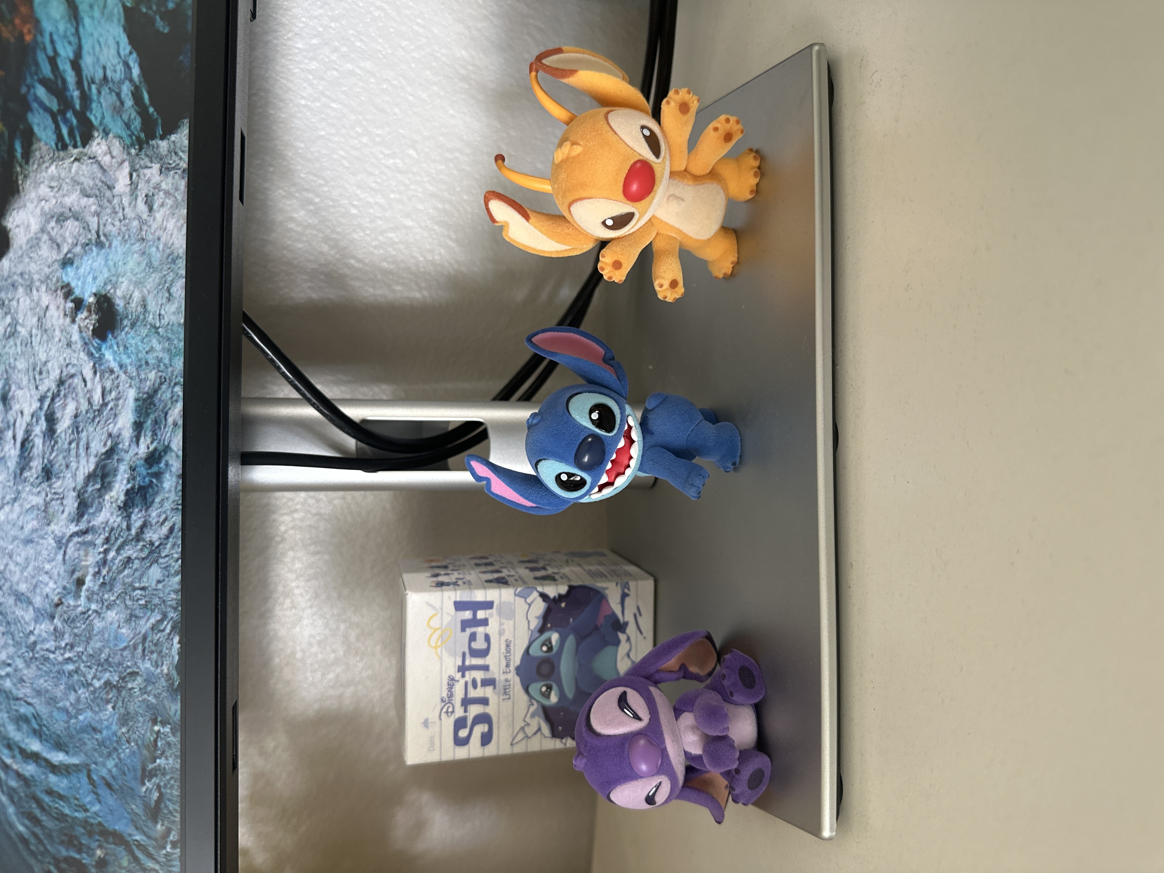 Disney Stitch Little Emotions Series Figures - POP MART