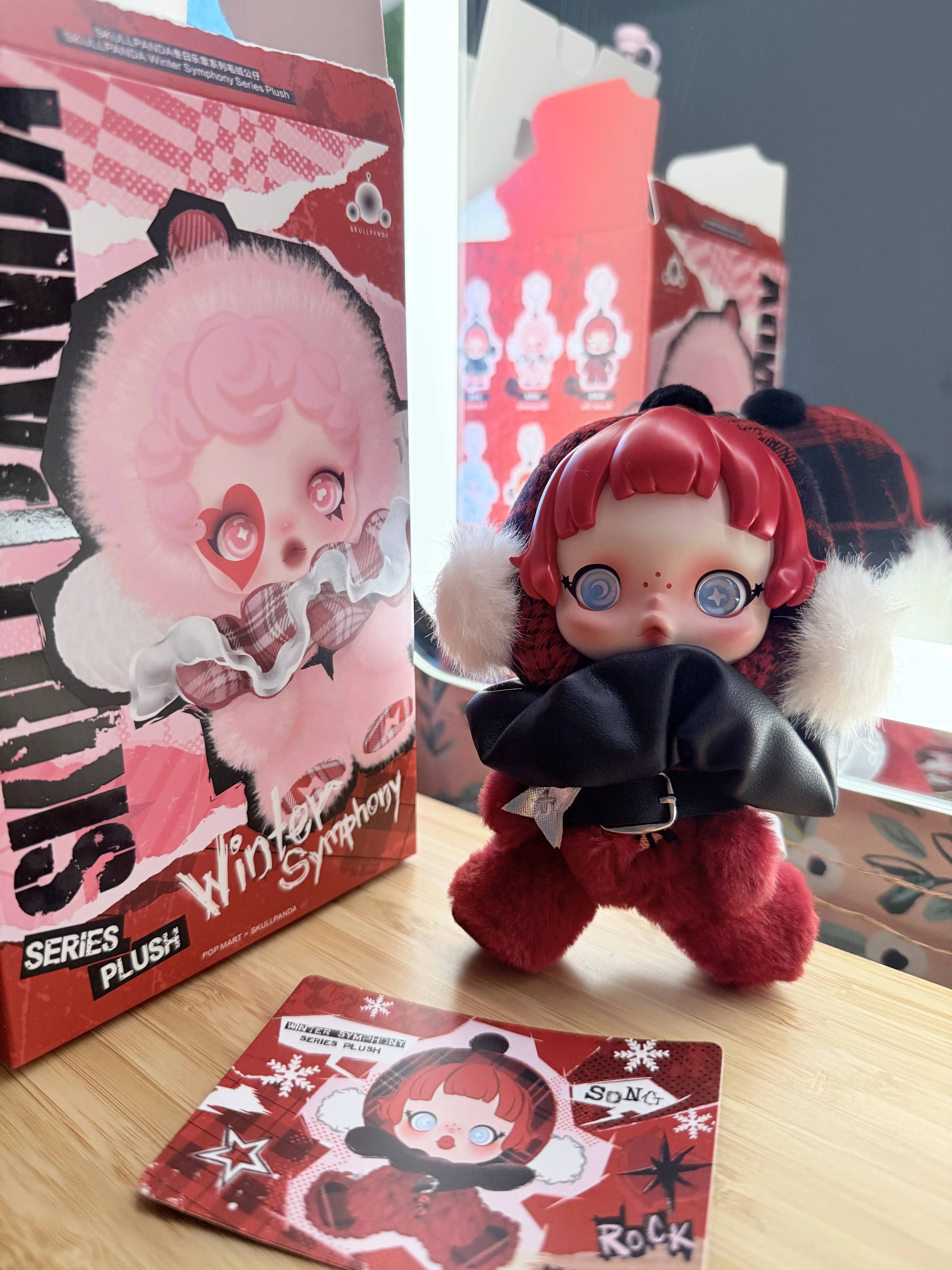 SKULLPANDA Winter Symphony Series Plush - POP MART (Canada)