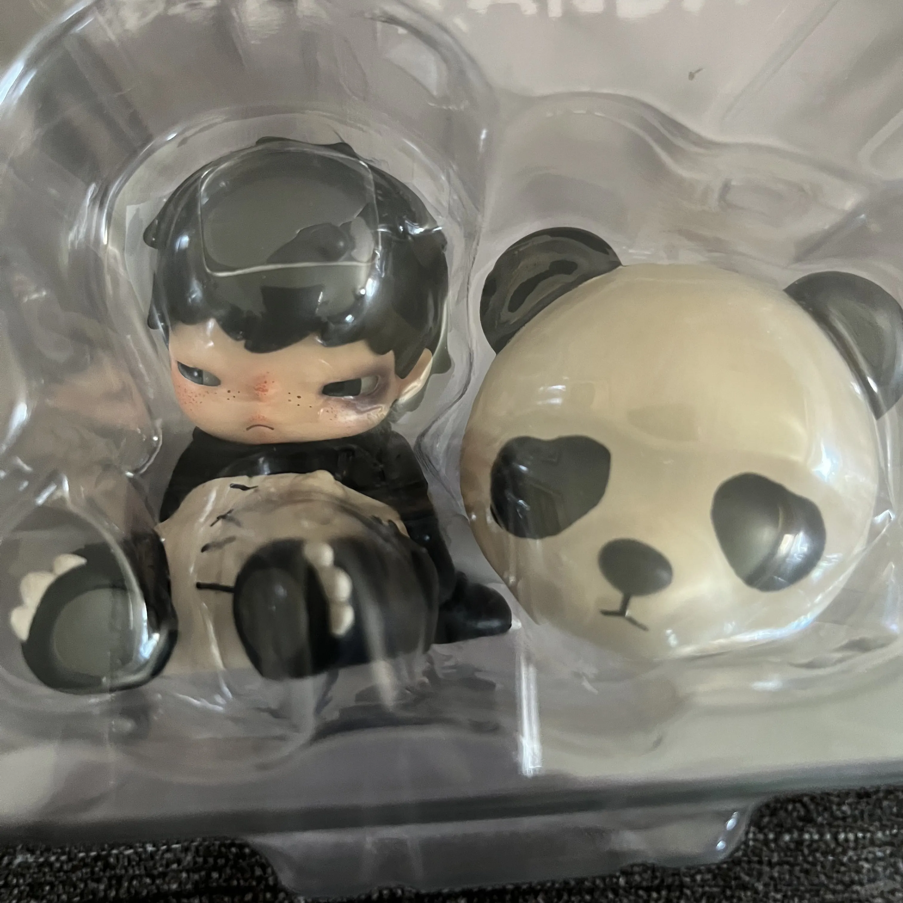 HIRONO Doll Panda. ポップマート Hirono Doll Panda Figure - POP MART (United States)