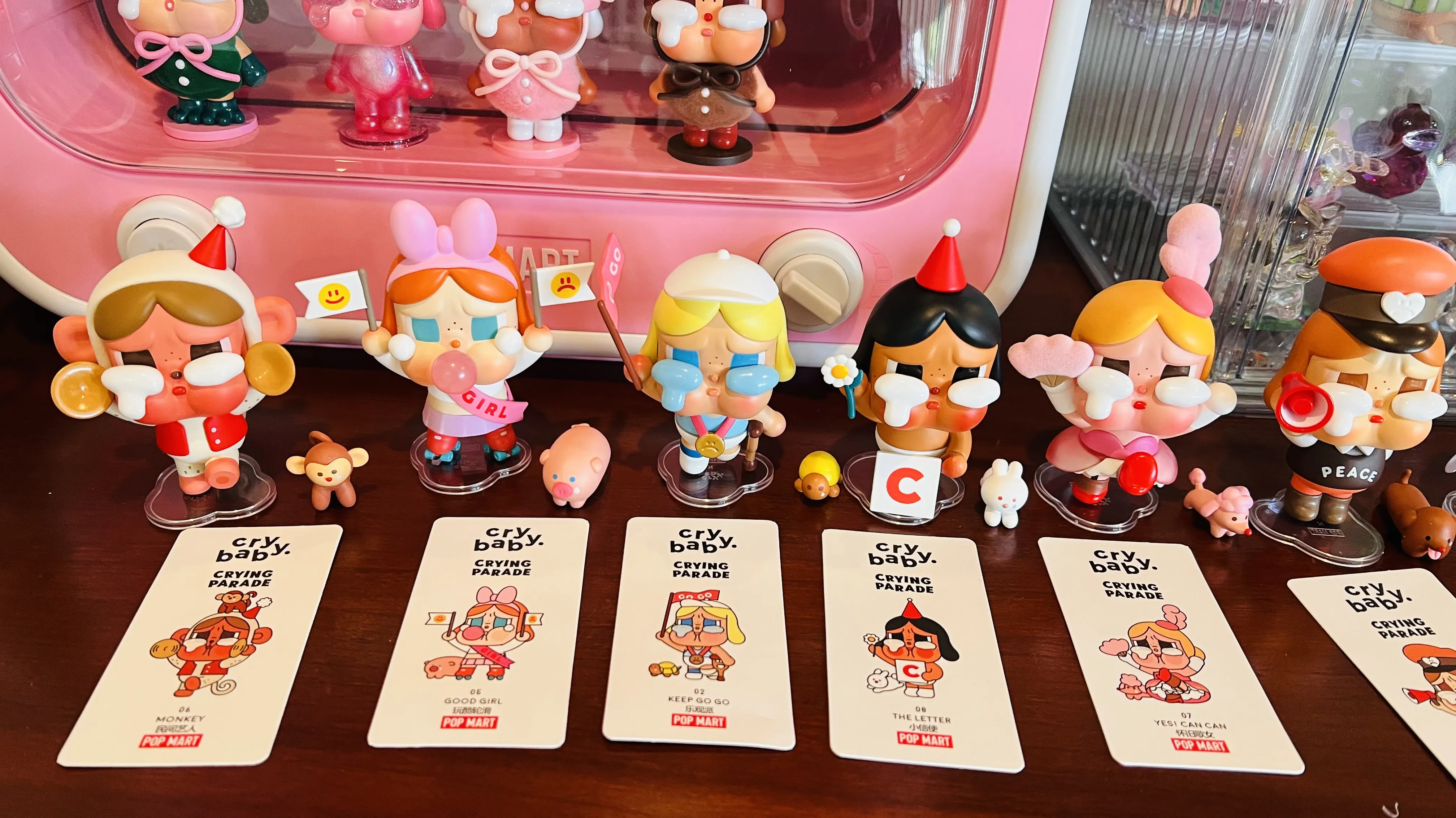 POP MART CRYING PARADE フィギュアセット POP NOW:CRYBABY Crying Parade Series - POP MART (United States)