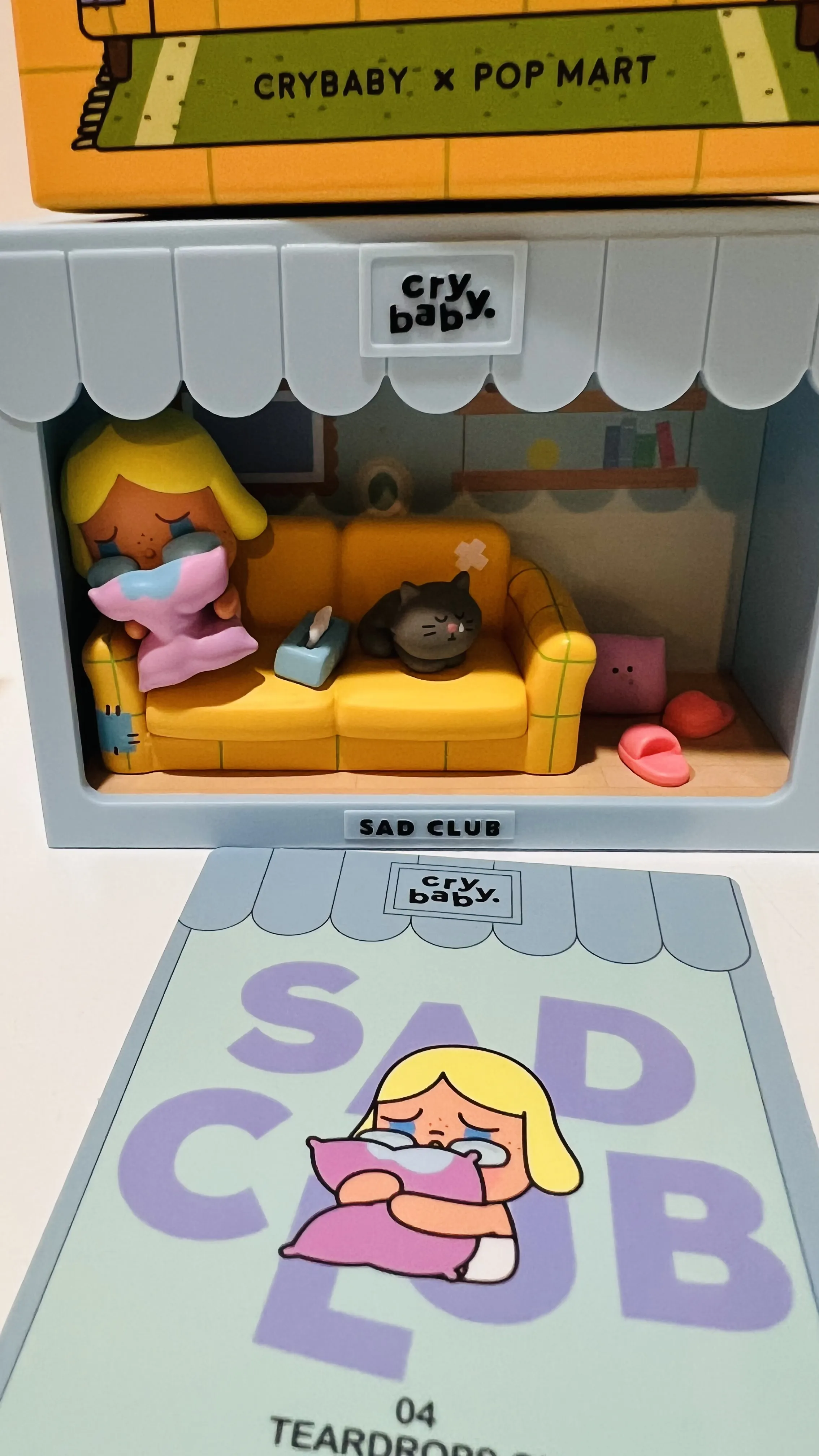 POP MART Crybaby Sad Club ブラインドボックス 8個入り 61i7gY3R0gL._UF894,1000_QL80_.jpg