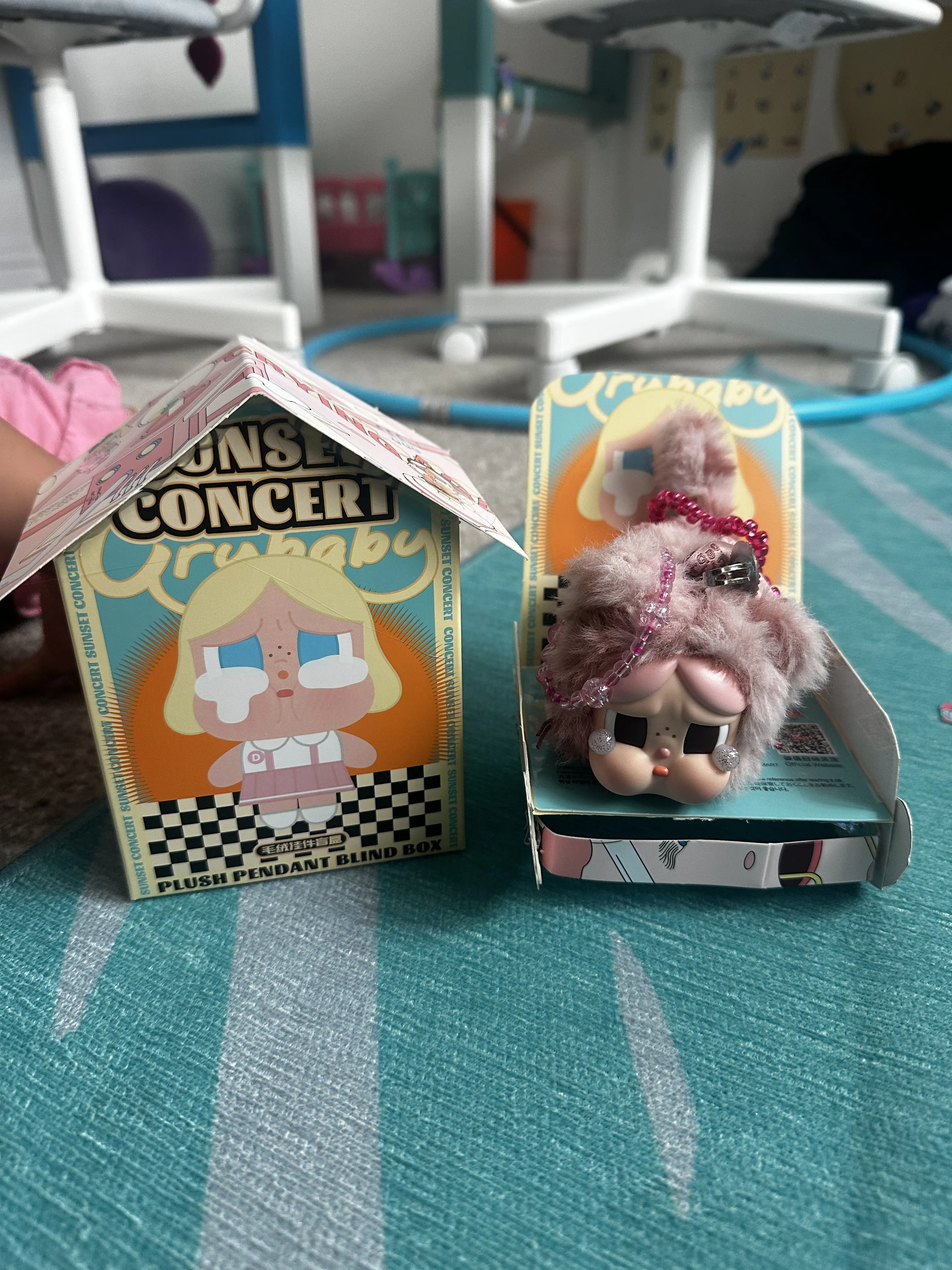 POP NOW:CRYBABY Sunset Concert Series-Plush Pendant Blind