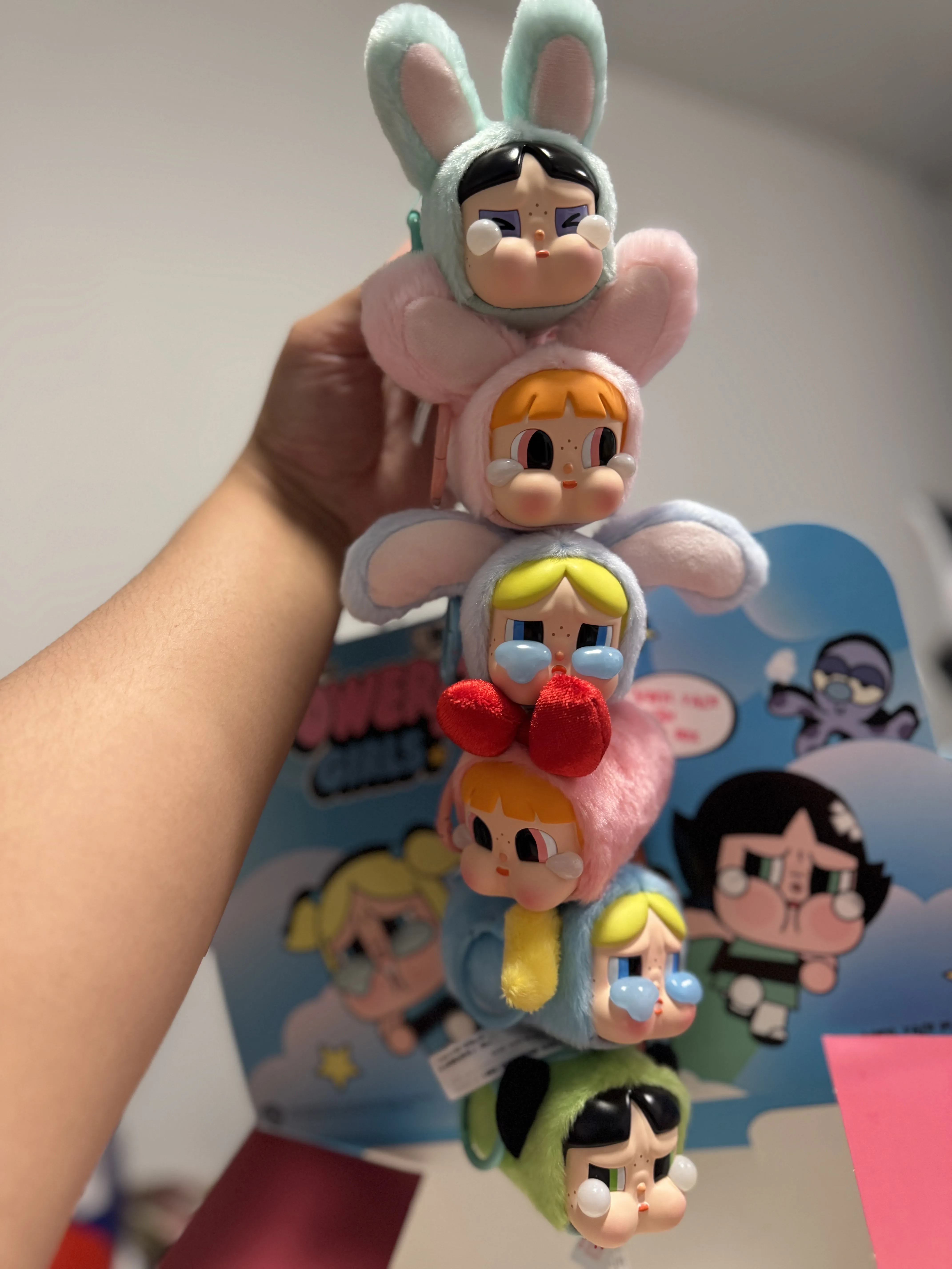 キャラクターグッズ POPMARTcrybaby.POWERPUFFGIRLS Amazon.com: POP MART CRYBABY x Powerpuff Girls Series