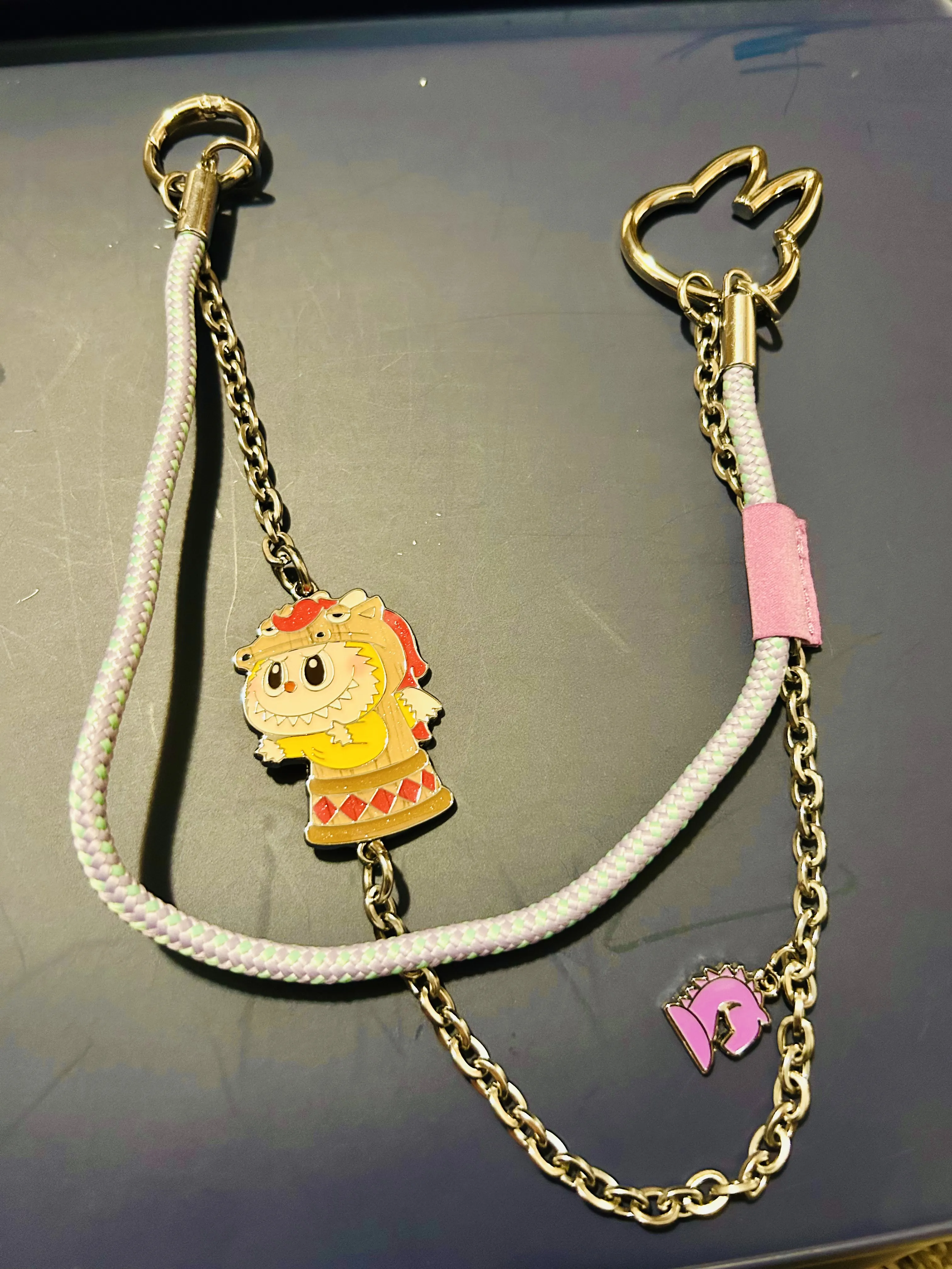 POP NOW:THE MONSTERS Let's Checkmate Series-Pendant Blind
