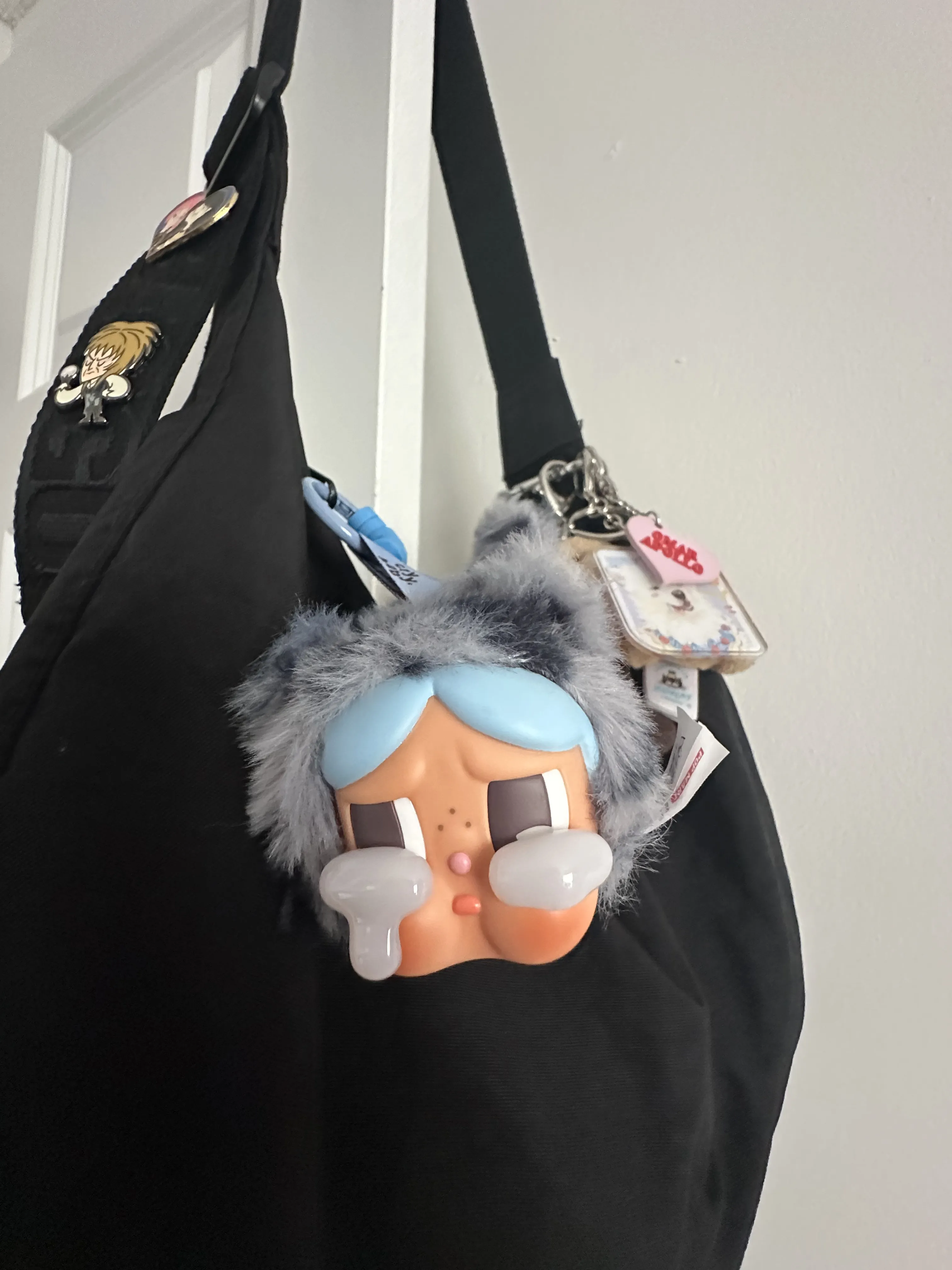 【海外限定】 crybaby フィギュア 2種 ココナッツシリーズ POP NOW:CRYBABY Wild but Cutie Series - Vinyl Plush Pendant