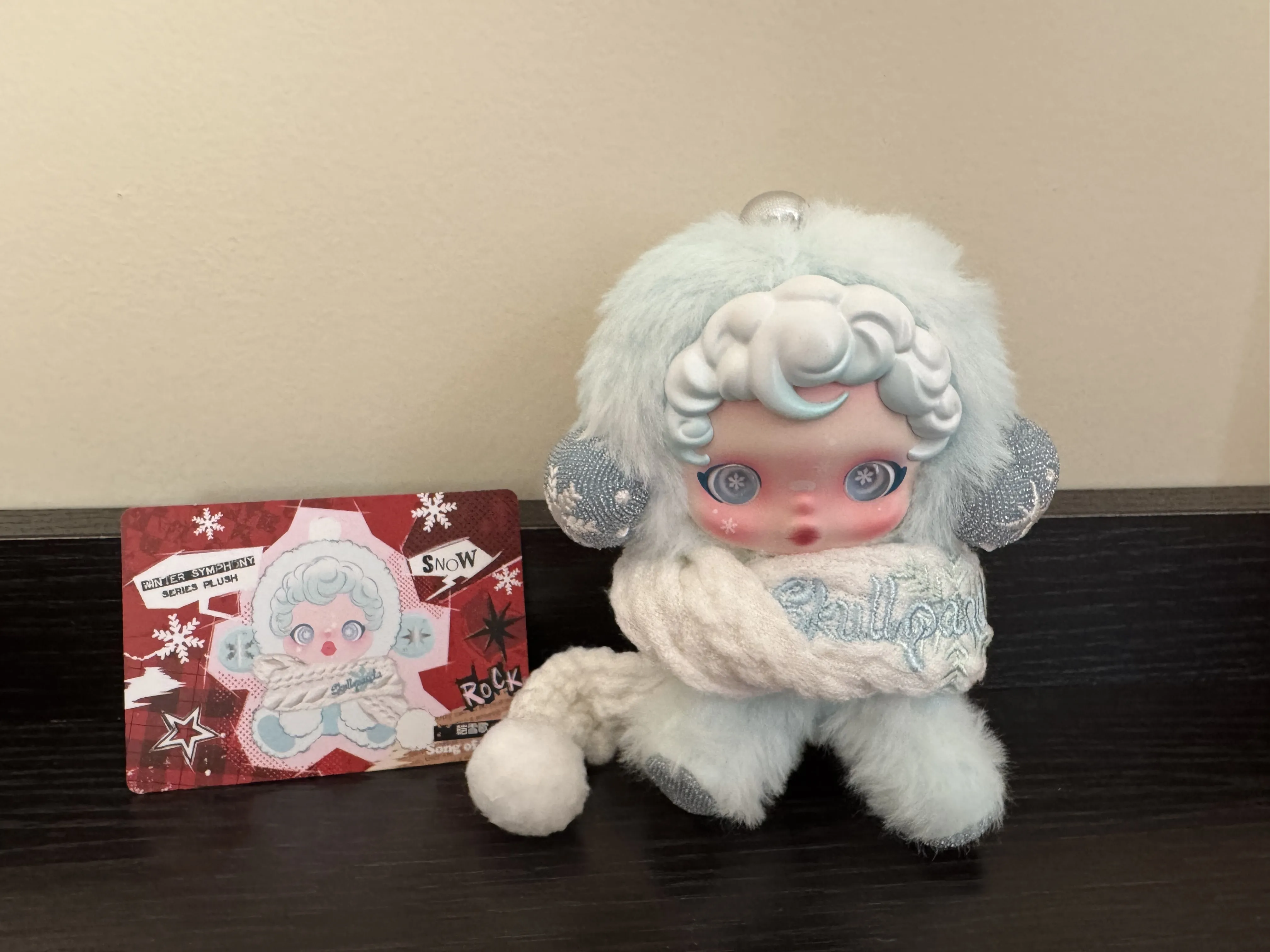 POP NOW:SKULLPANDA Winter Symphony Series Plush - POP MART
