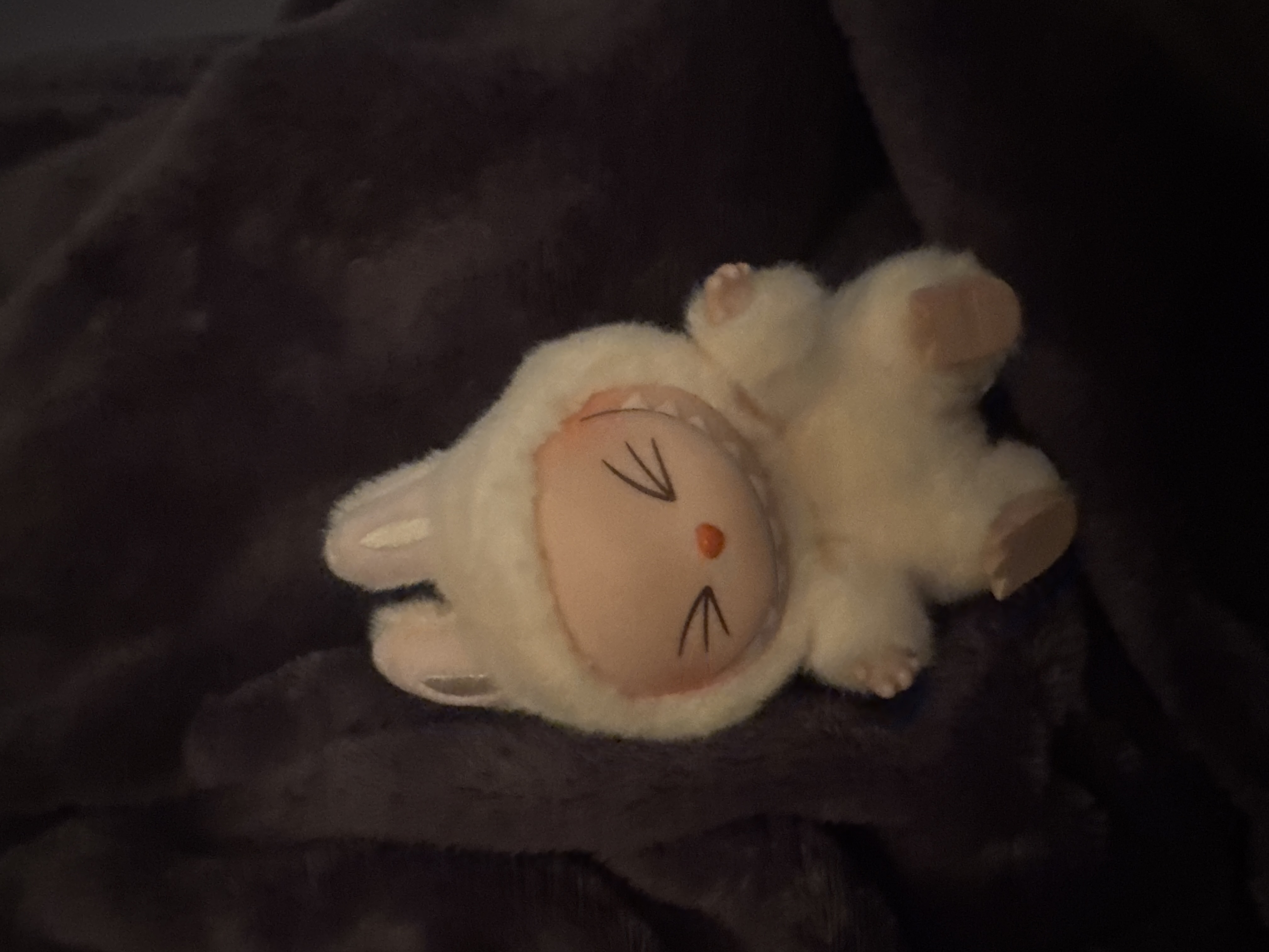 Labubu Have a Seat QUQU ラブブ POP NOW:THE MONSTERS - Have a Seat Vinyl Plush Blind Box
