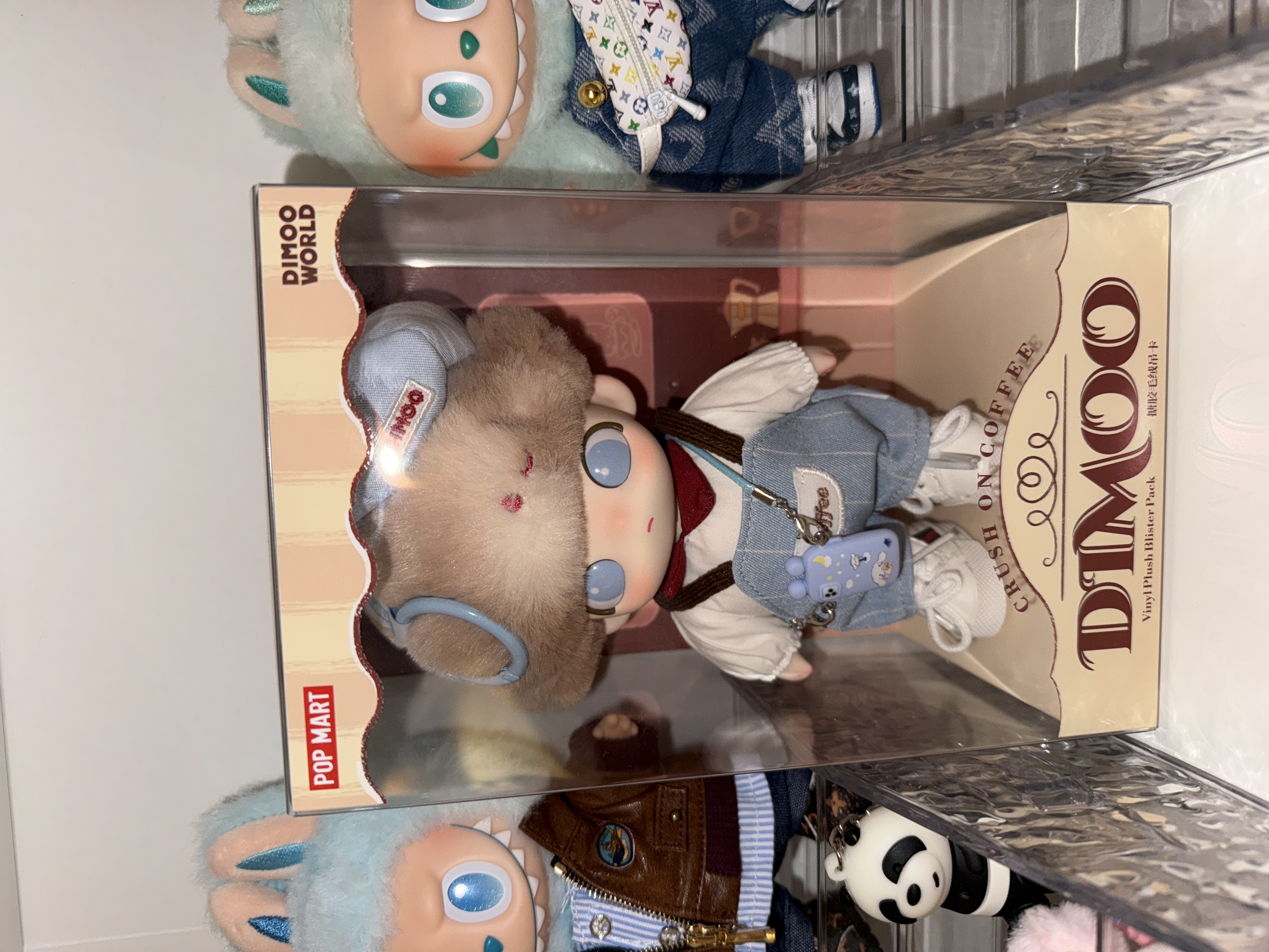 ぬいぐるみ DIMOO Crush on Coffee Series-Vinyl Plush DIMOO Crush on Coffee Series-Vinyl Plush Blister Pack - POP