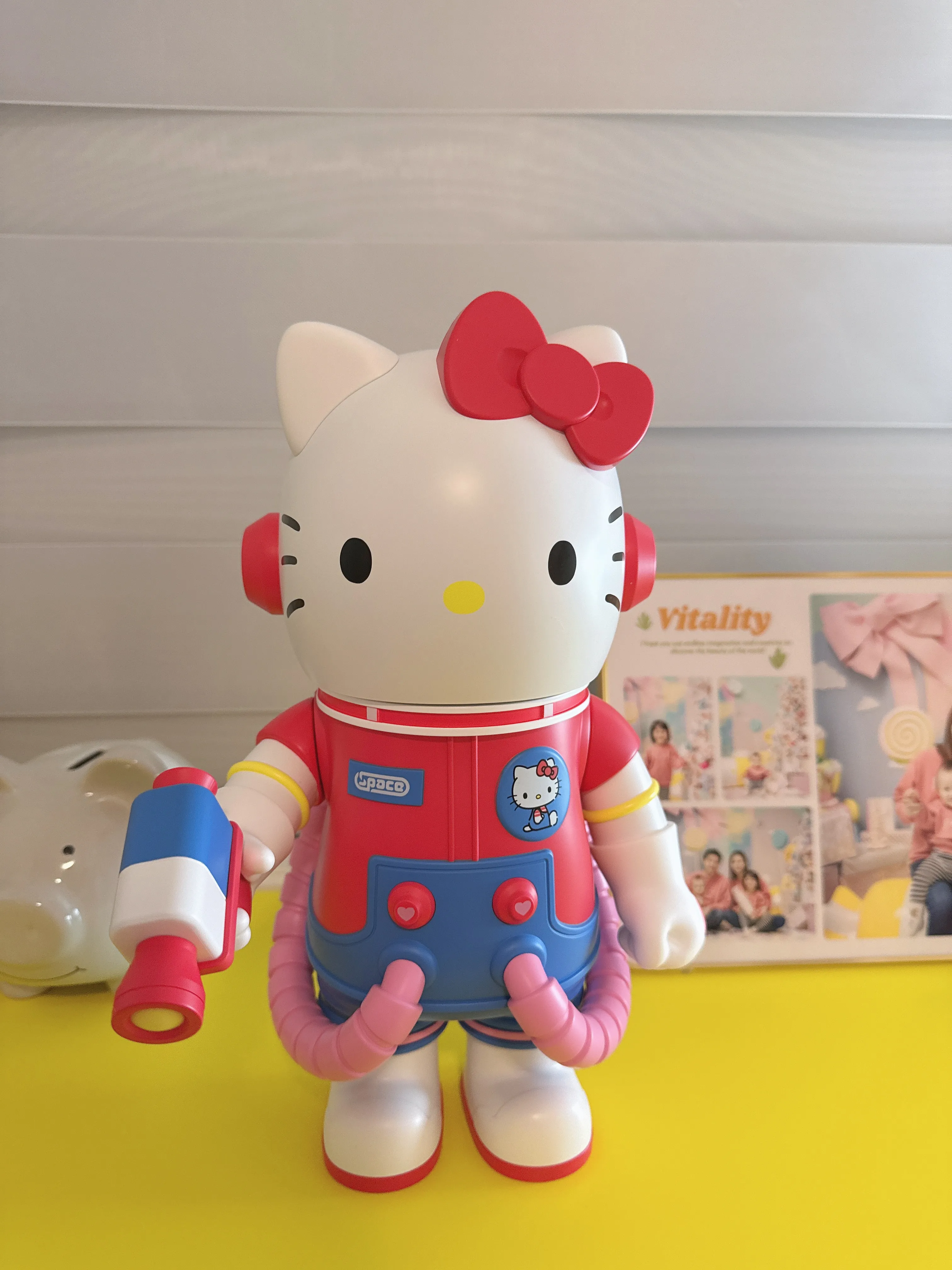 POP NOW:MEGA SPACE MOLLY 400% Sanrio Characters Series - POP