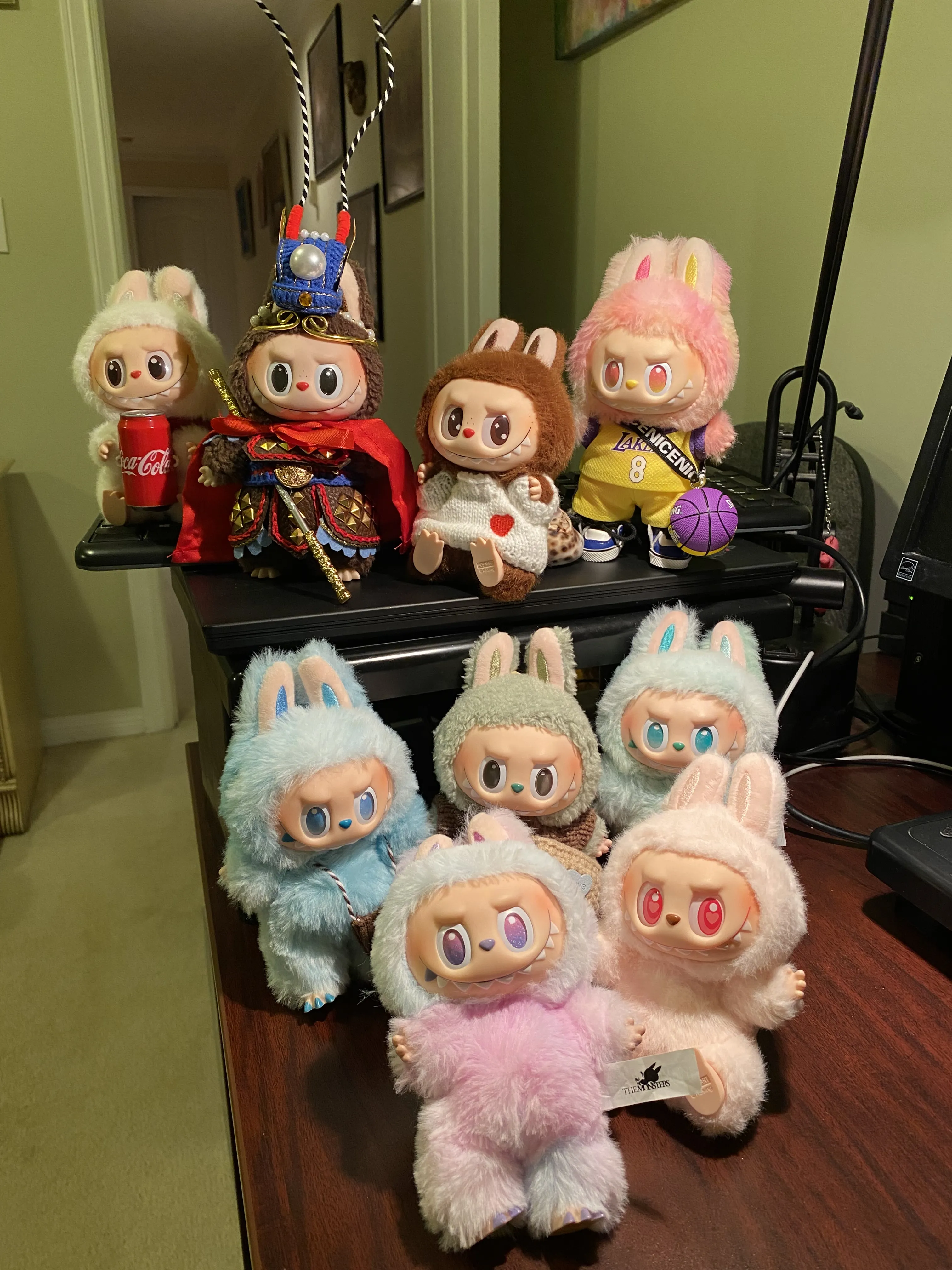 SKULLPANDA Winter Symphony Series Plush - POP MART (United