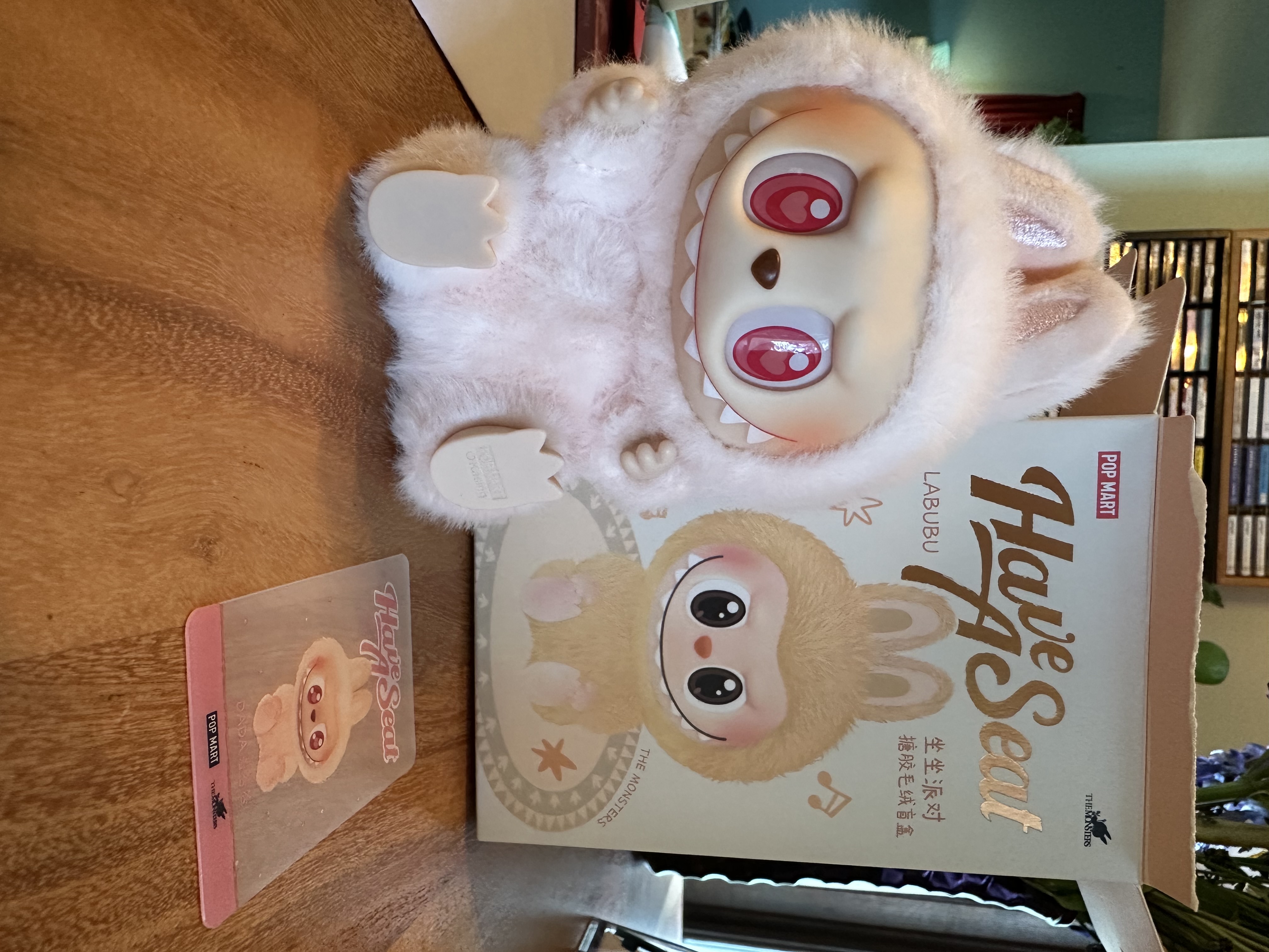 ラブブ ダダ ポップマート