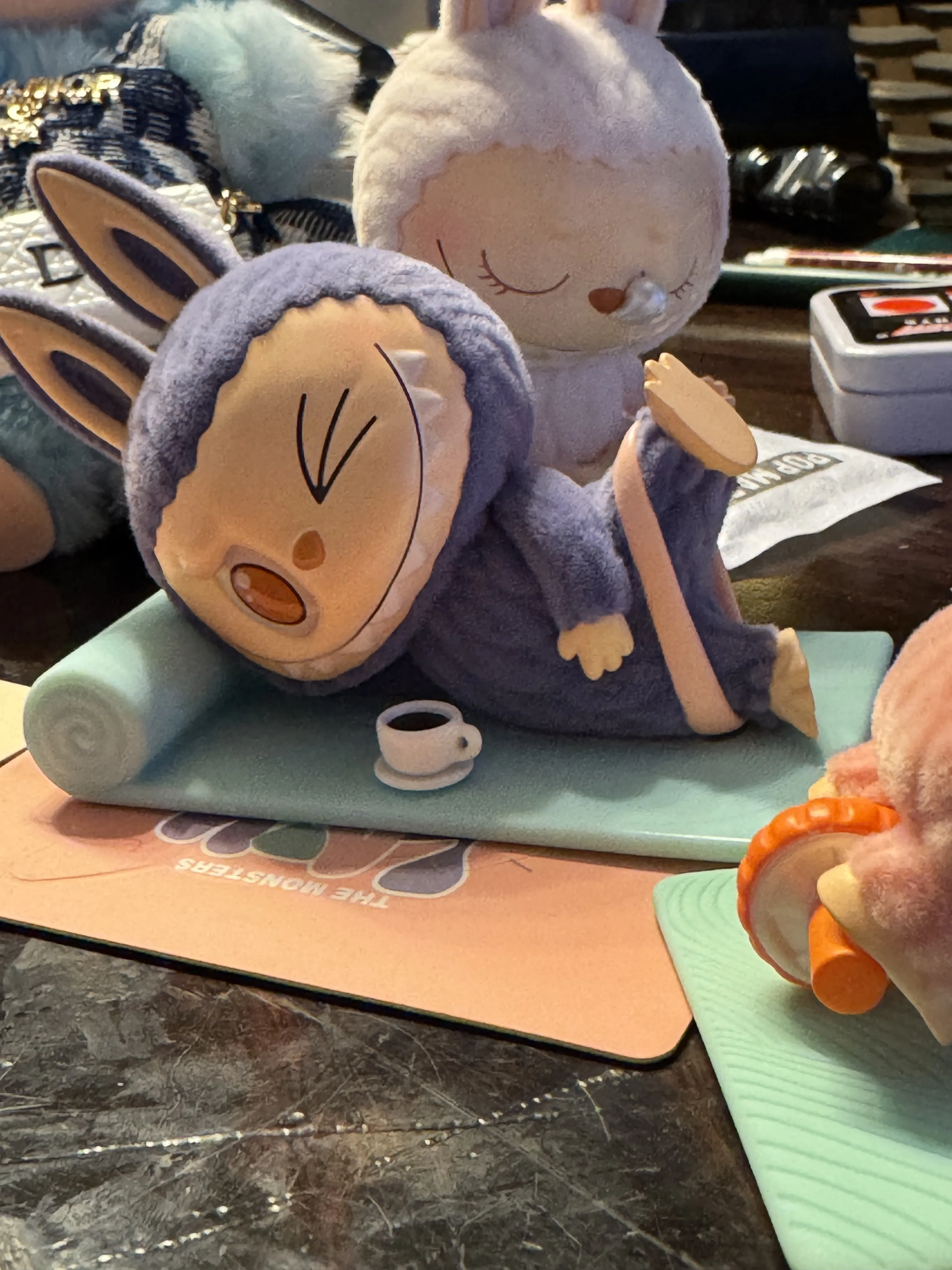 POP MART THE MONSTERS Lazy Yoga 2個セット Labubu The Monsters Lazy Yoga Mystery Pack Pop Mart - ToyWiz