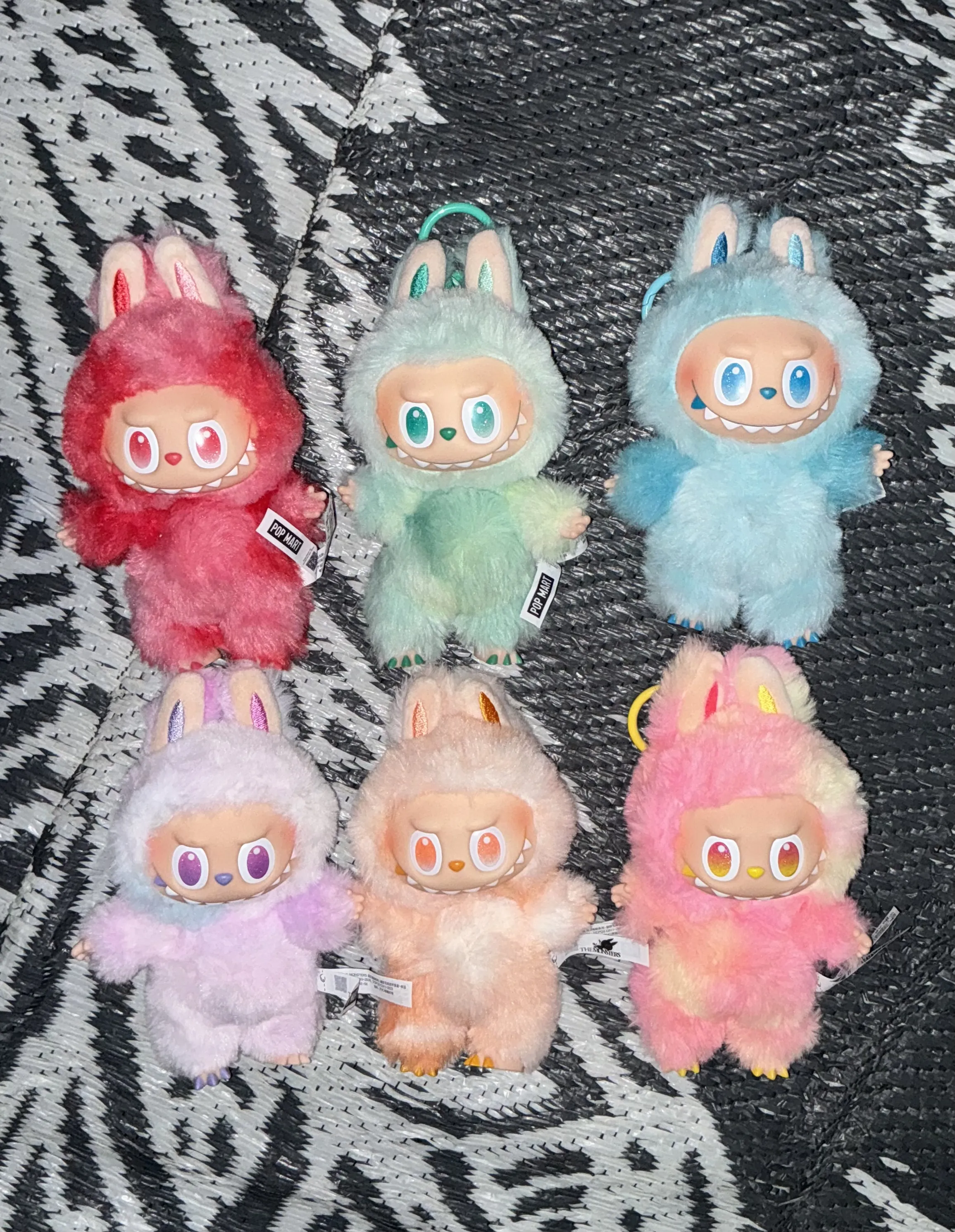 POP NOW:THE MONSTERS Big into Energy Series-Vinyl Plush