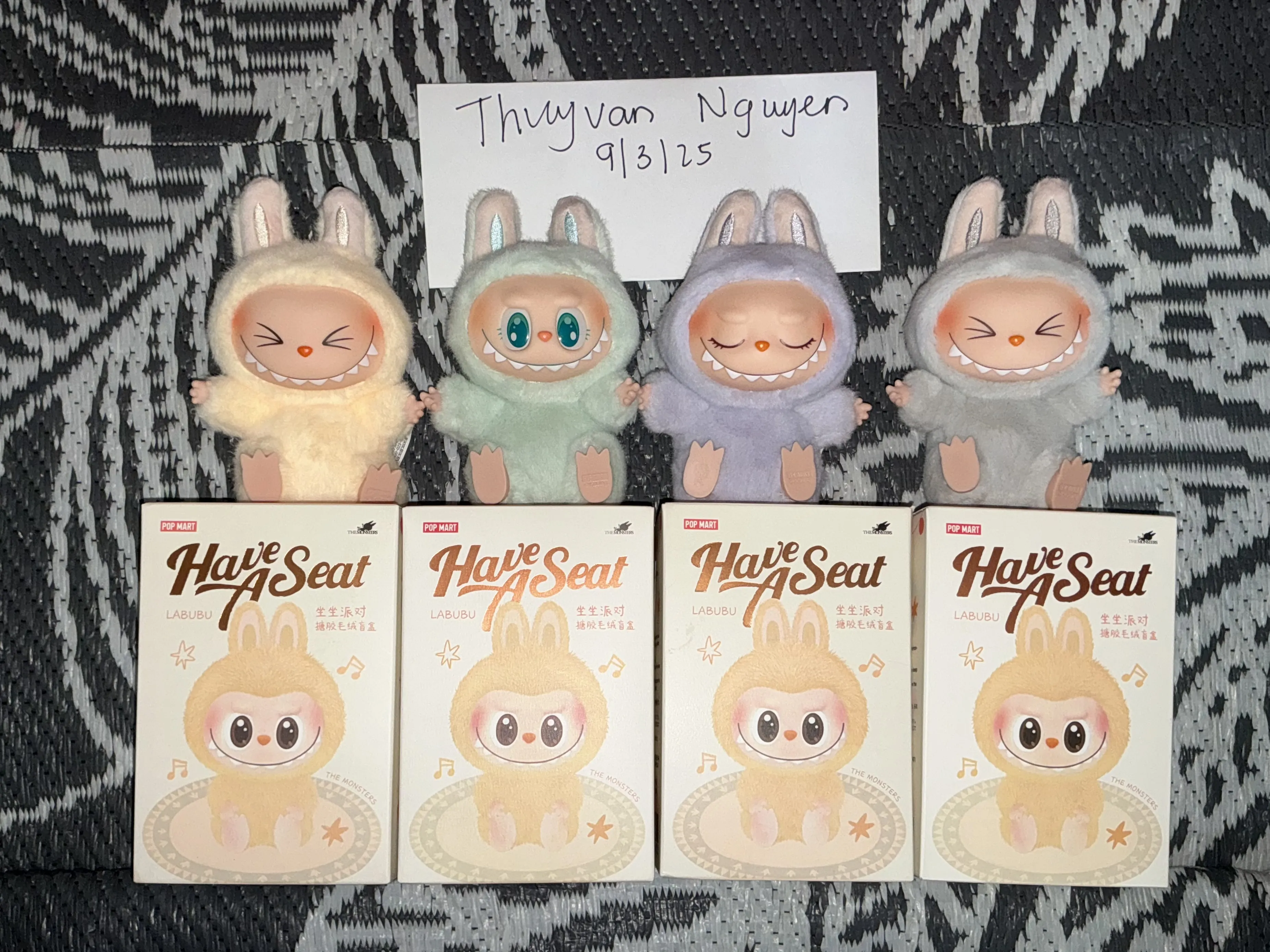 POP NOW:THE MONSTERS - Have a Seat Vinyl Plush Blind Box