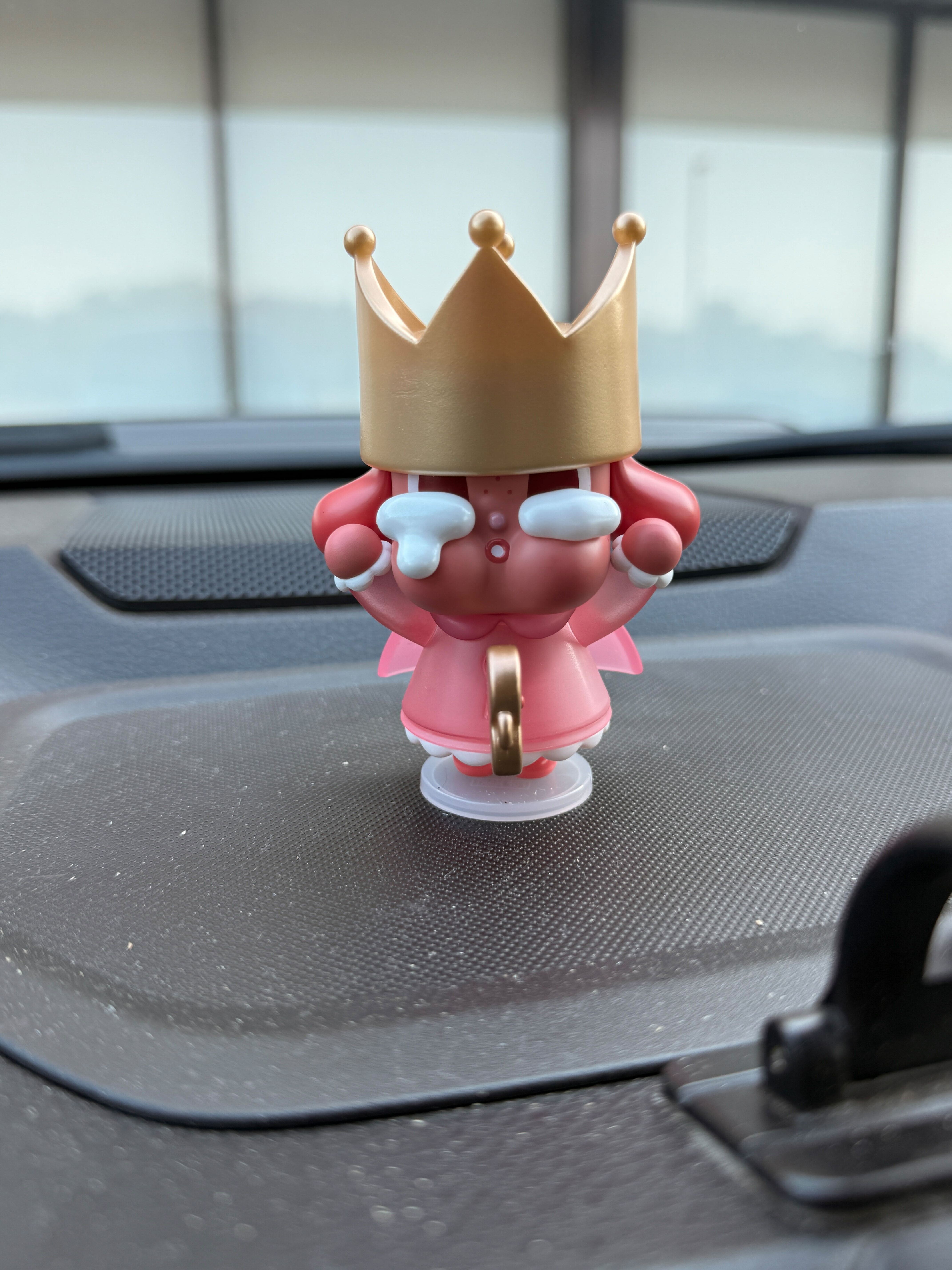 POP NOW:CRYBABY Crying For Love Series Figures - POP MART