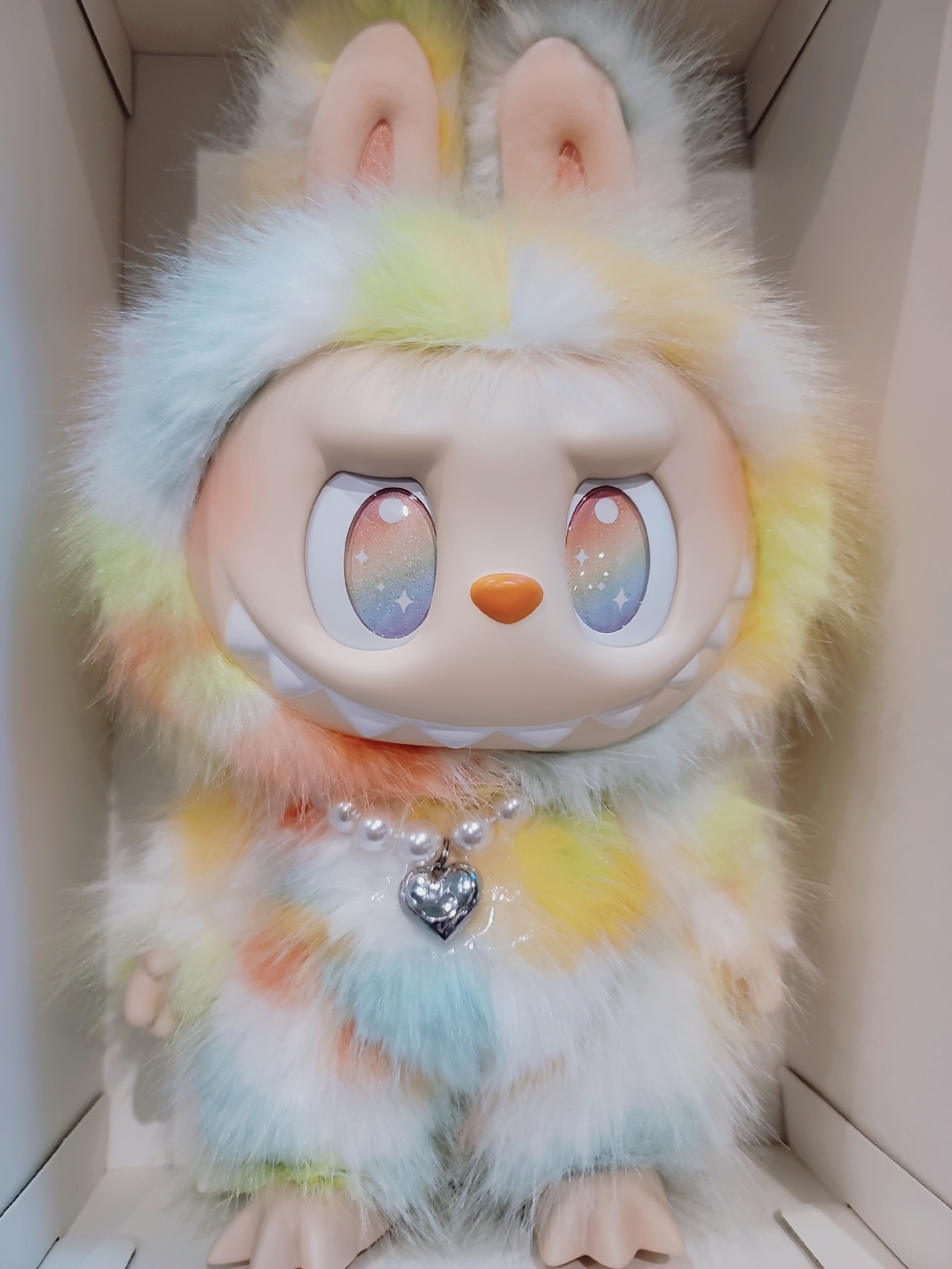 ラブブ　Big into Energy ROCK THE UNIVERSE Pop Mart Labubu The Monsters Big into Energy Series Rock The