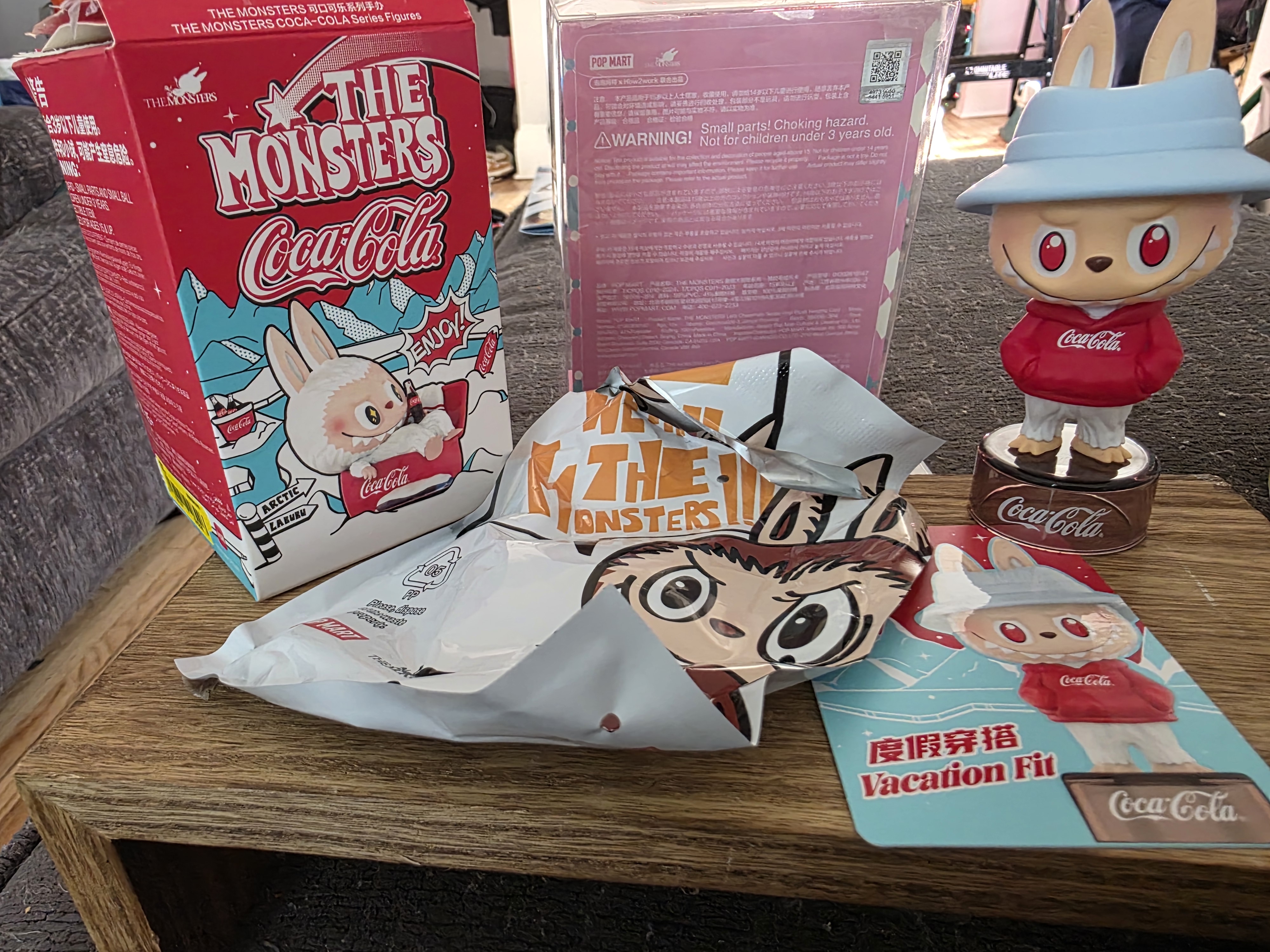 THE MONSTERS COCACOLA SeriesFigures 2セット THE MONSTERS COCA-COLA Series Figures - POP MART (United States)