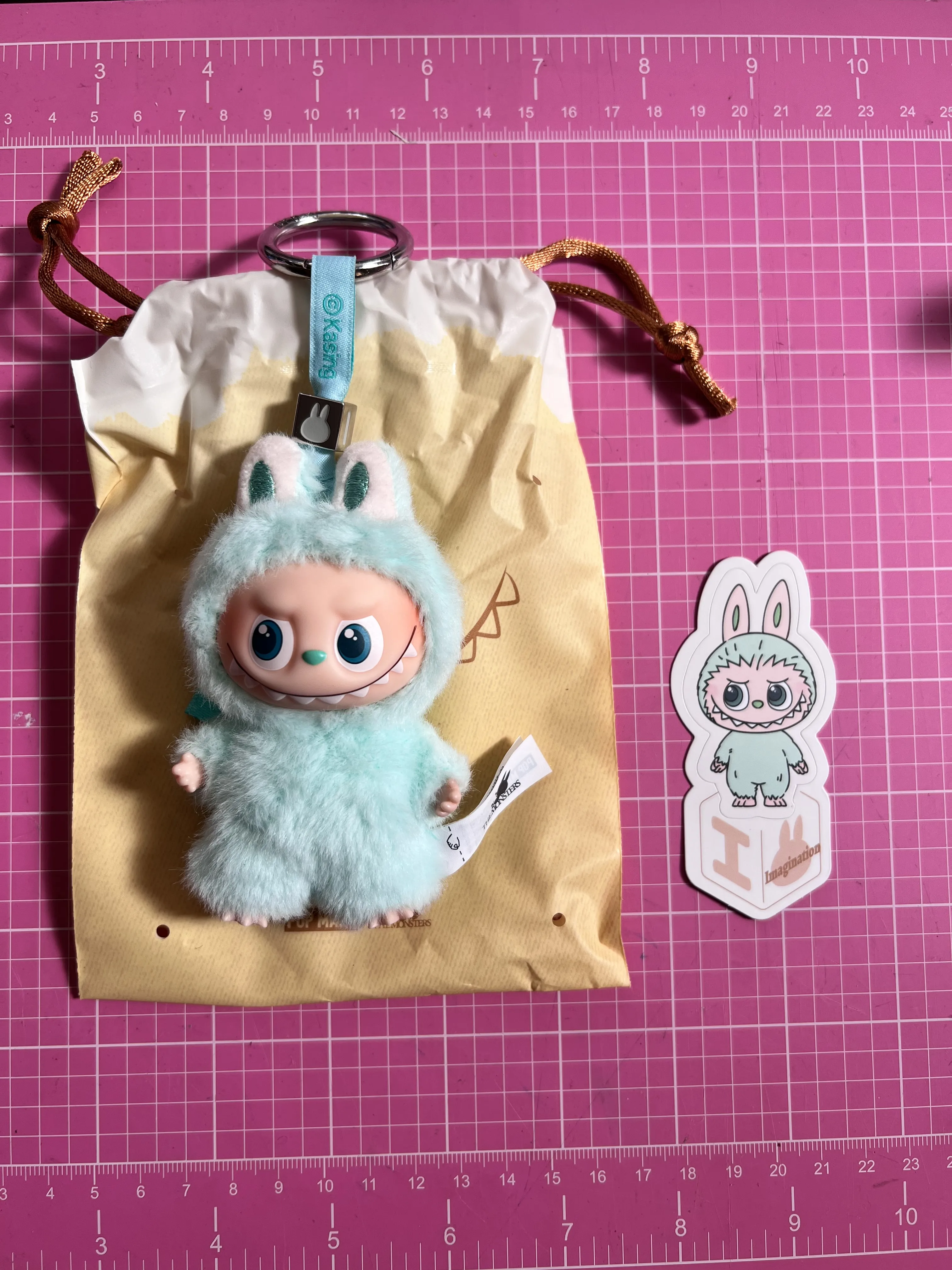 POP MART The Monsters PIN FOR LOVE 新品未開封 THE MONSTER PIN FOR LOVE SERIES - Vinyl Plush Pendant blind