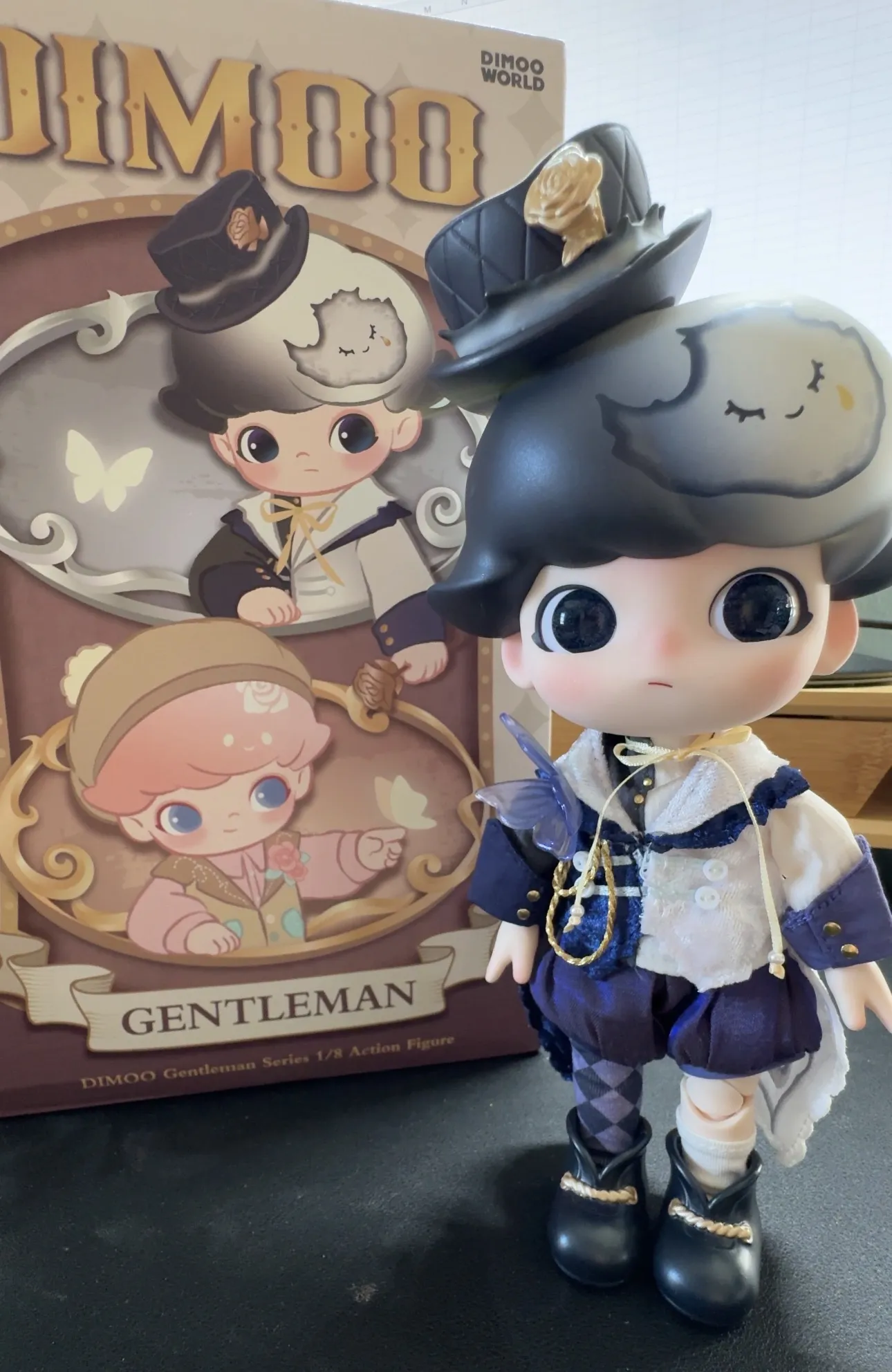 DIMOO Gentleman Series 1/8 Action Figure - POP MART (United