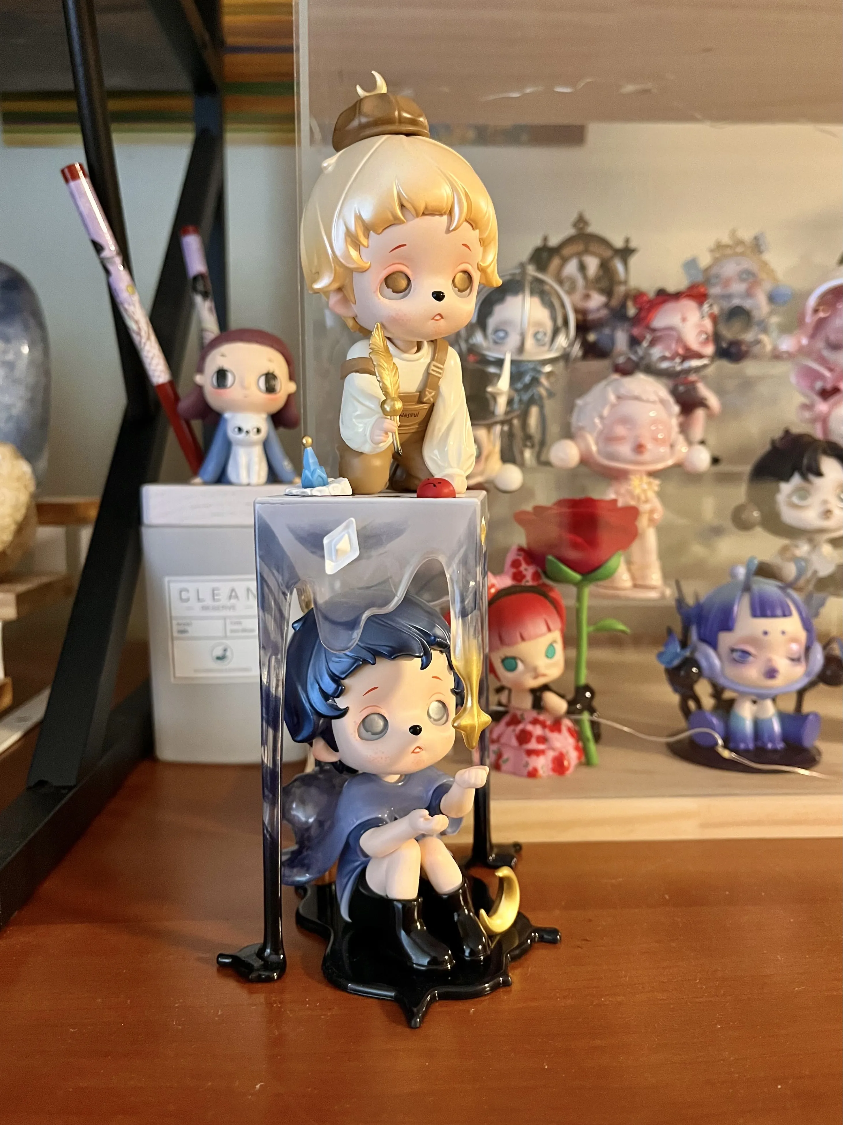 inosoul Between the Flows Figurine - POP MART (United States)