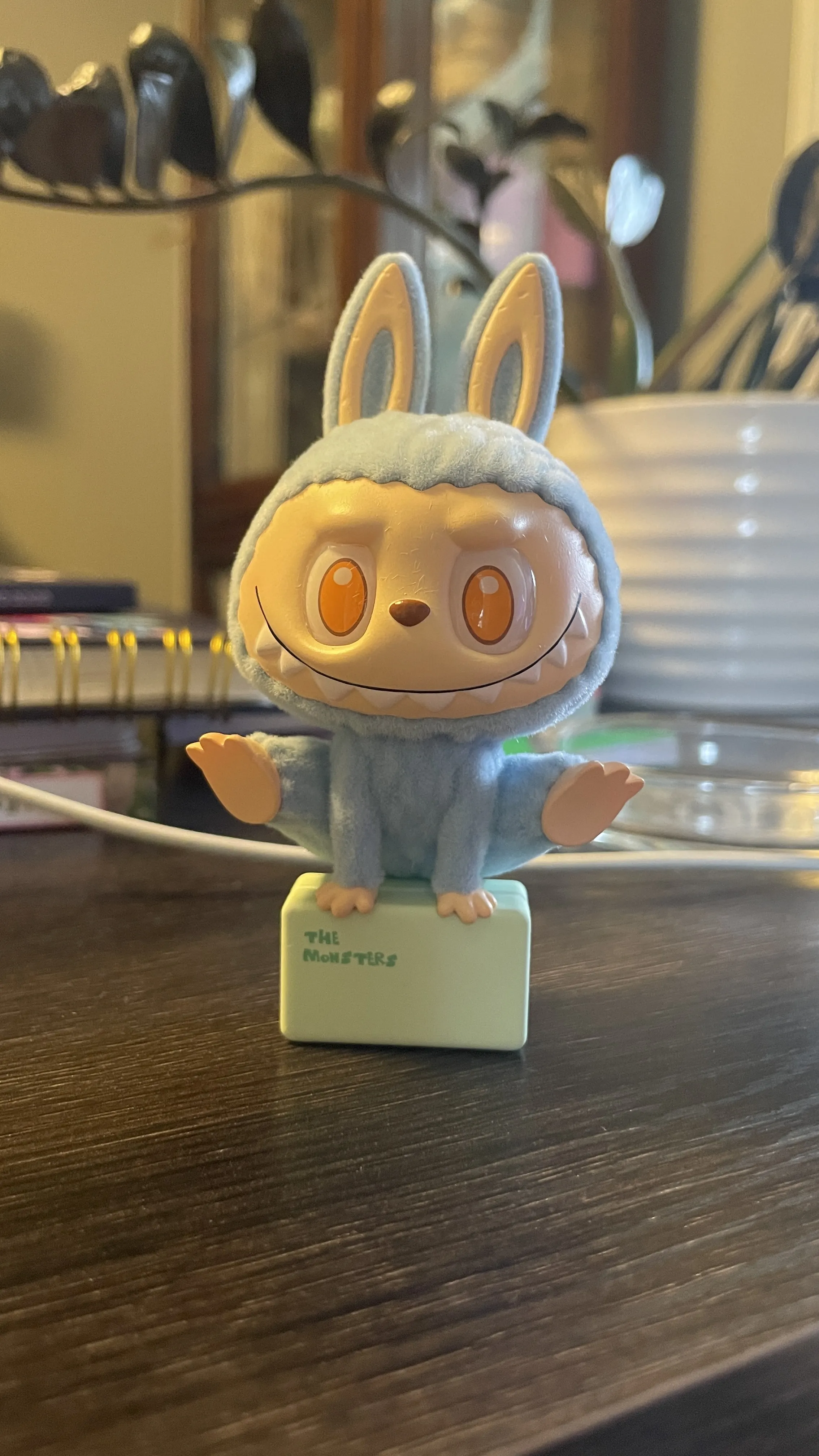 Lazy Yoga　と　THE MONSTERS FALL IN WILD Pop Mart Labubu The Monsters Lazy Yoga Series Figures Sealed