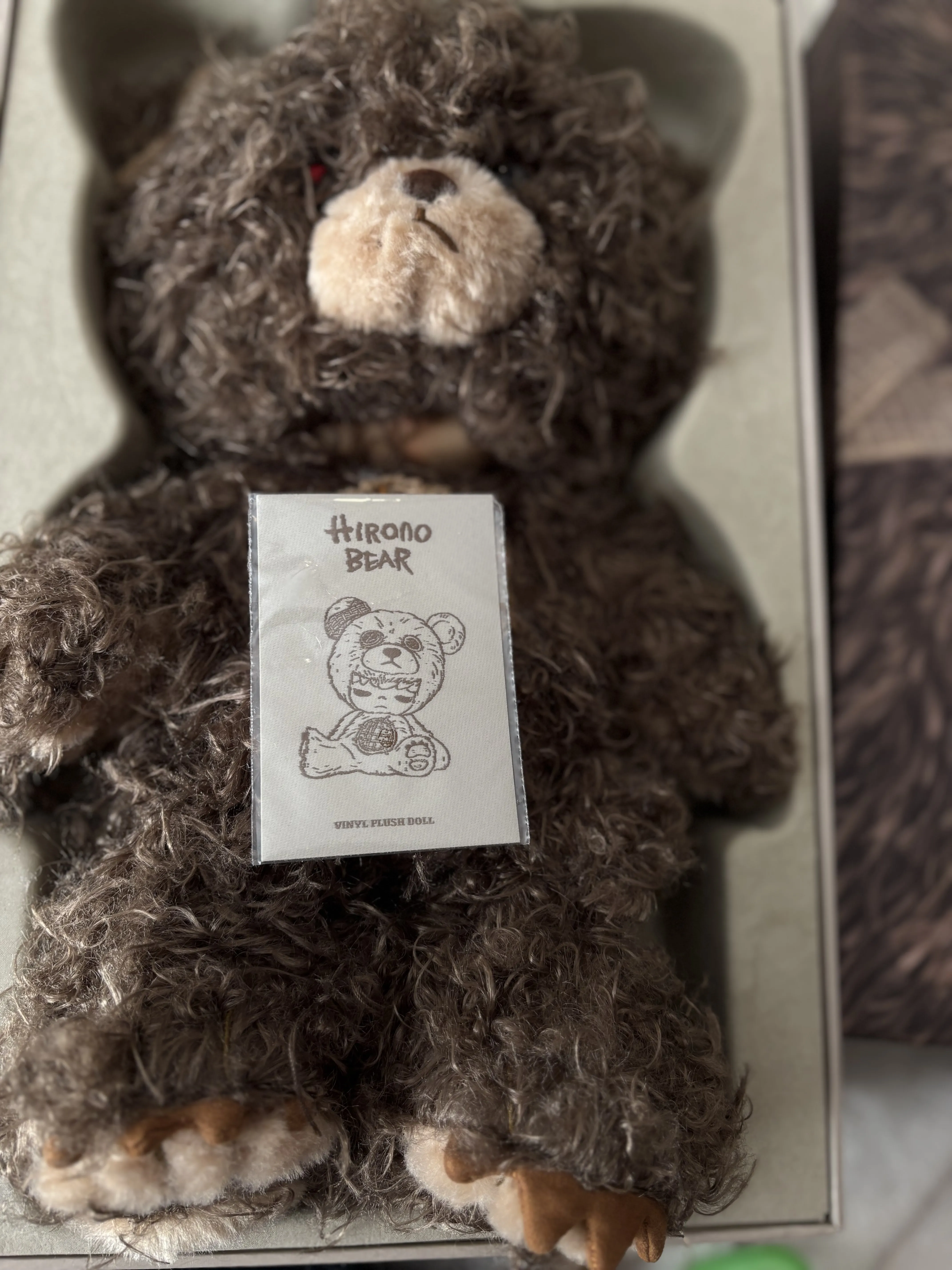 Hirono Bear 熊 ぬいぐるみ Hirono Bear Vinyl Plush Doll - POP MART (United States)