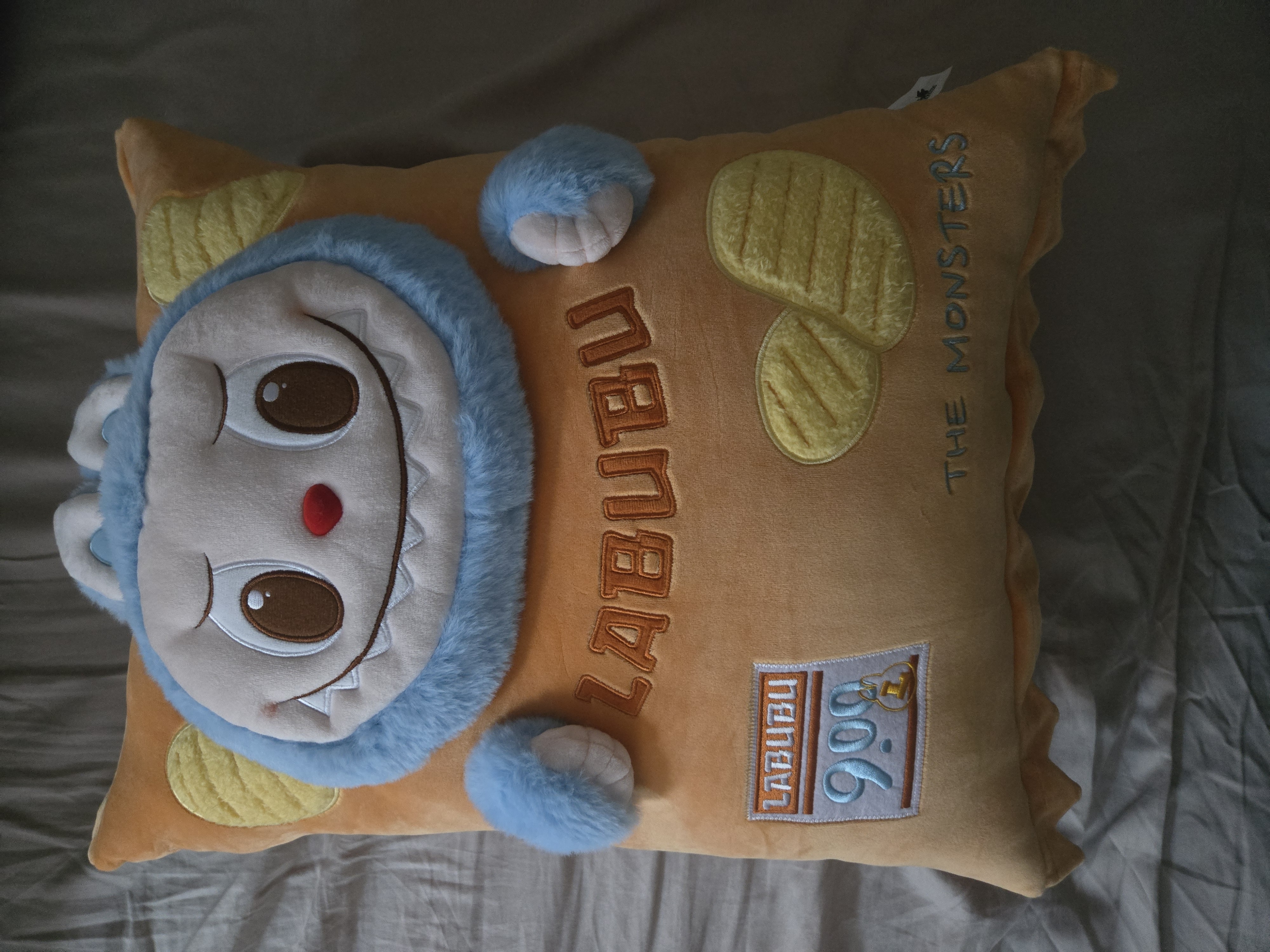 ぬいぐるみ THE MONSTERS Wacky Mart Series-Pillow THE MONSTERS Wacky Mart Series-Pillow (Chips) – WHOOPEA