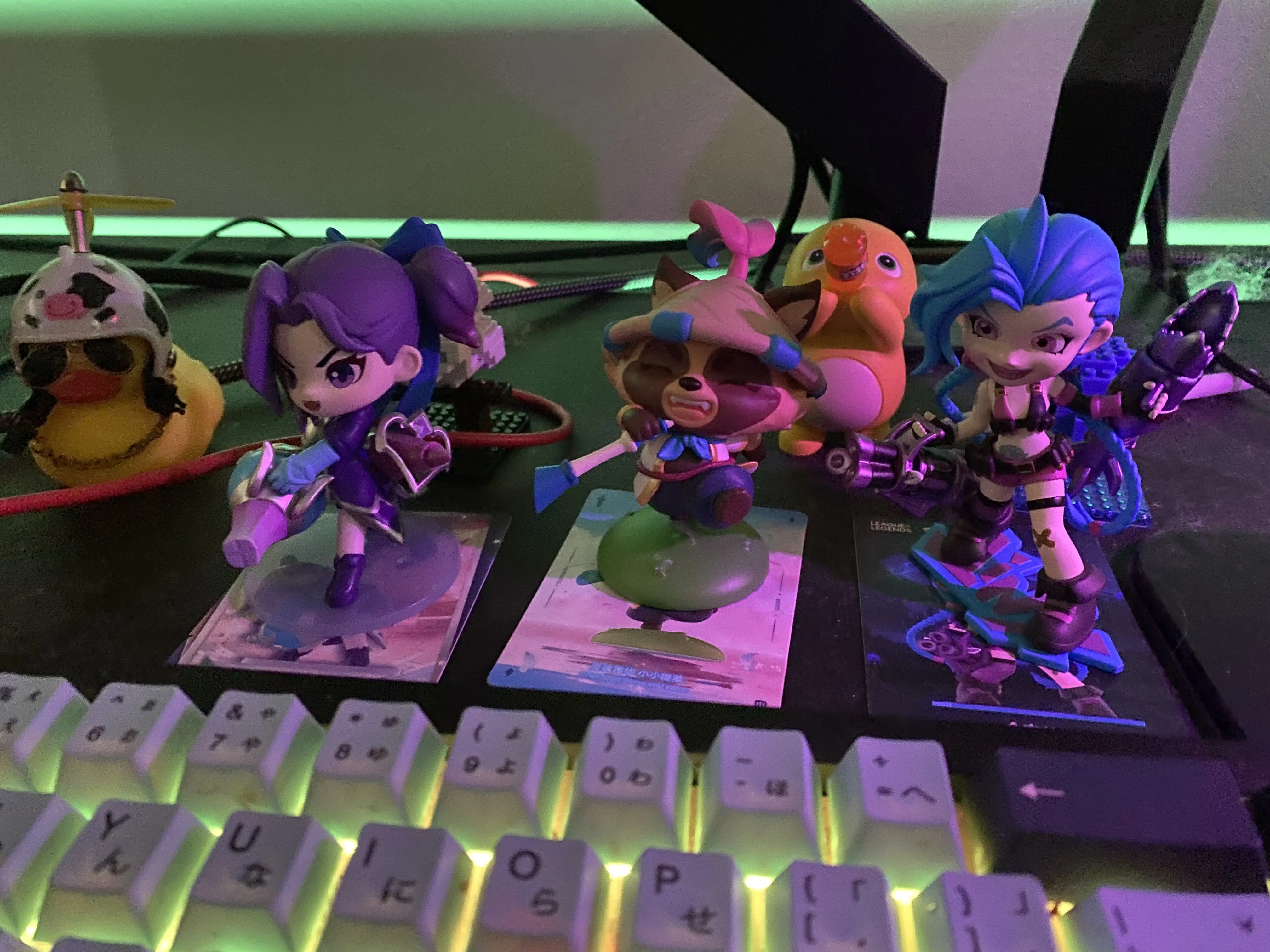 POP MART リーグ・オブ・レジェンド5PCS POP MART リーグ・オブ・レジェンド5PCS Amazon.co.jp: POPMART League