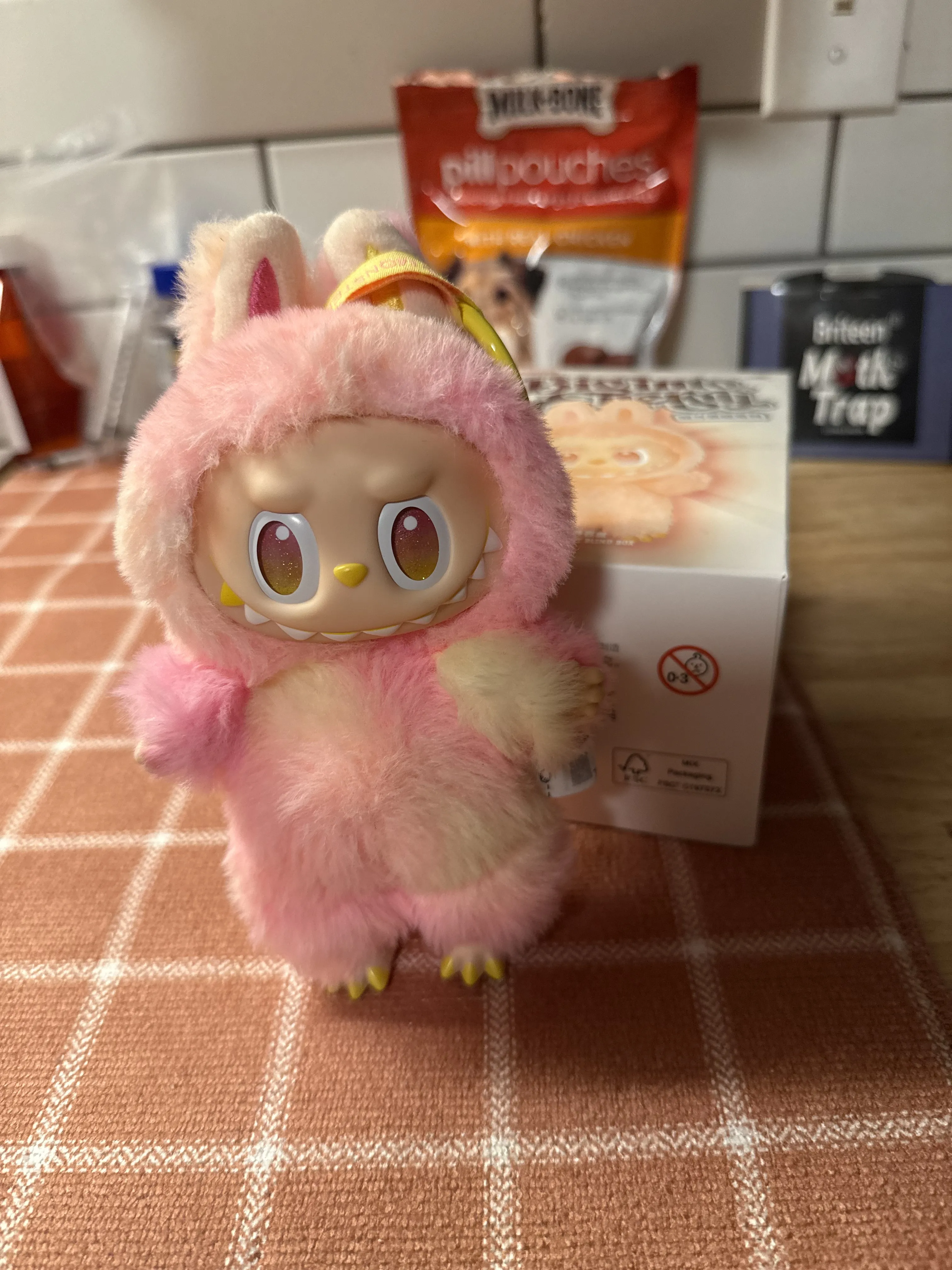 POP MART ラブブEnergy Pop Mart The Monsters (Labubu) Big Into Energy Vinyl Plush