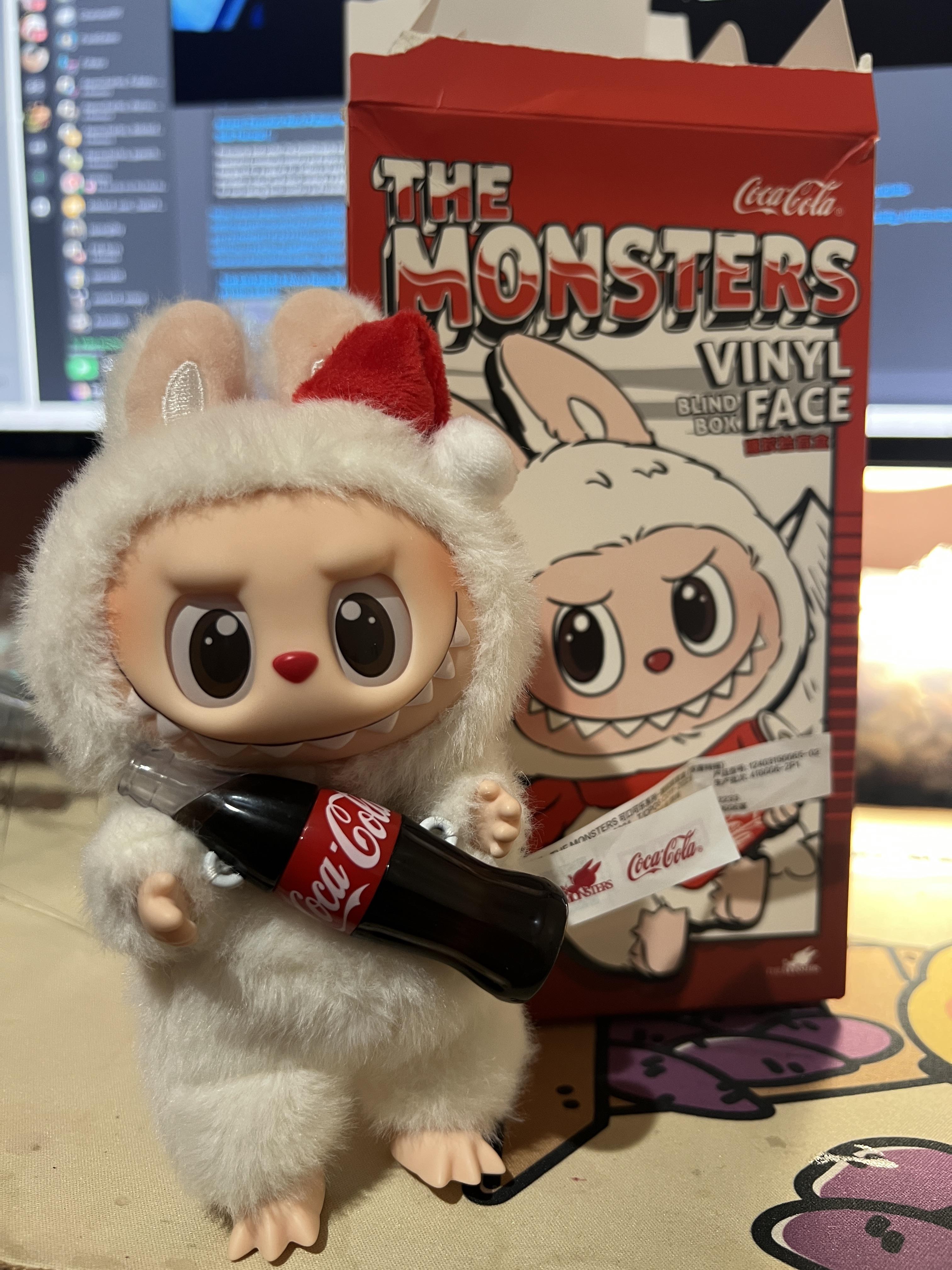POP NOW:THE MONSTERS COCA-COLA SERIES-Vinyl Face Blind Box
