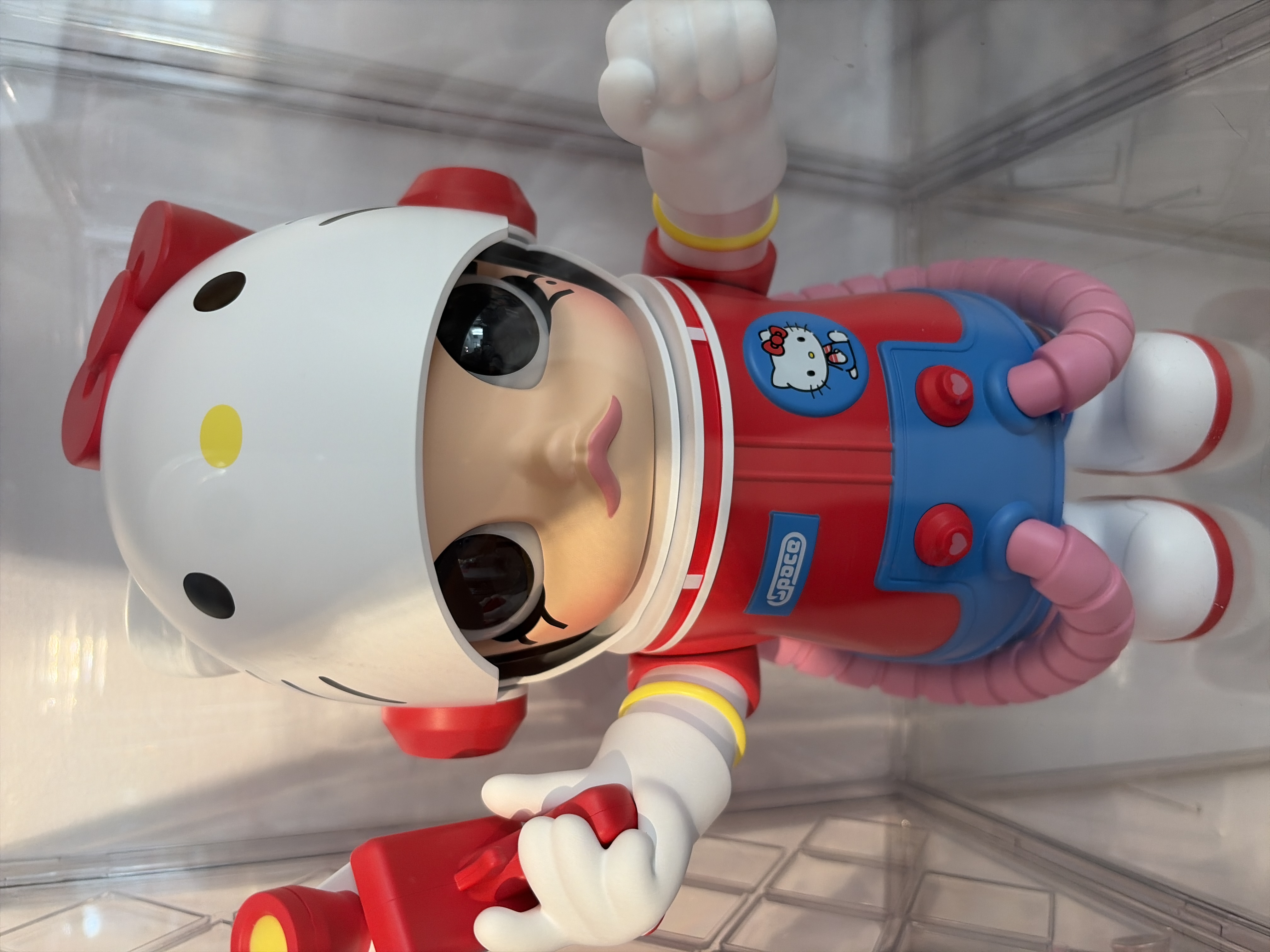 POPMART★MEGA SPACE MOLLY★ハローキティちゃん MEGA SPACE MOLLY 400% Sanrio Characters Series - POP MART