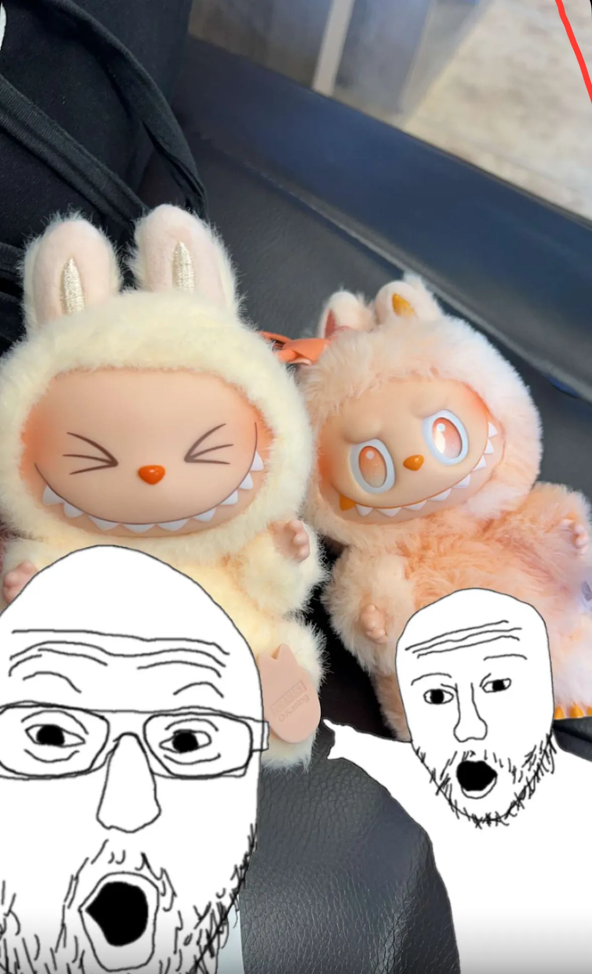 POP NOW:THE MONSTERS - Have a Seat Vinyl Plush Blind Box