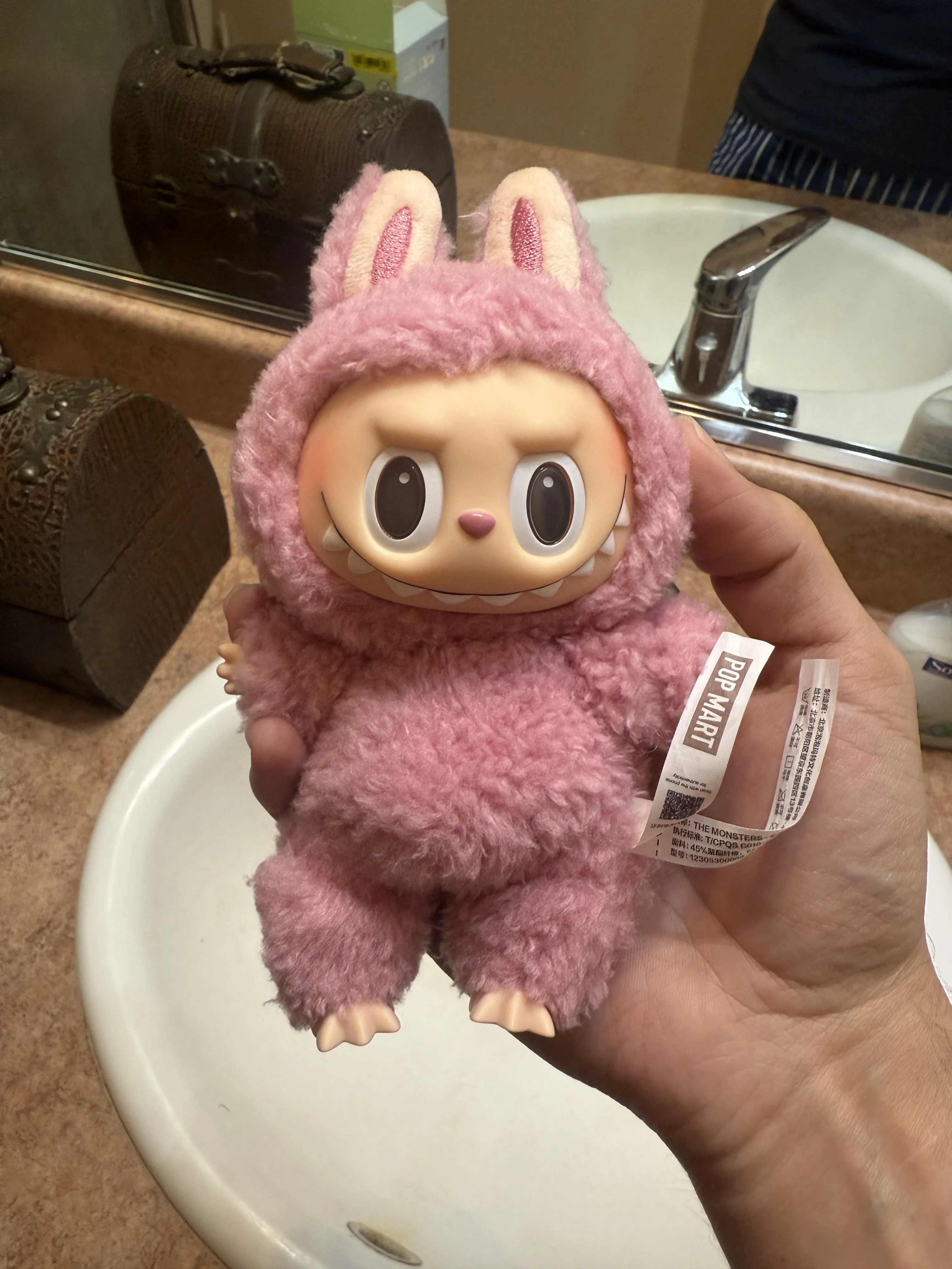 POP NOW:THE MONSTERS - Tasty Macarons Vinyl Face Blind Box