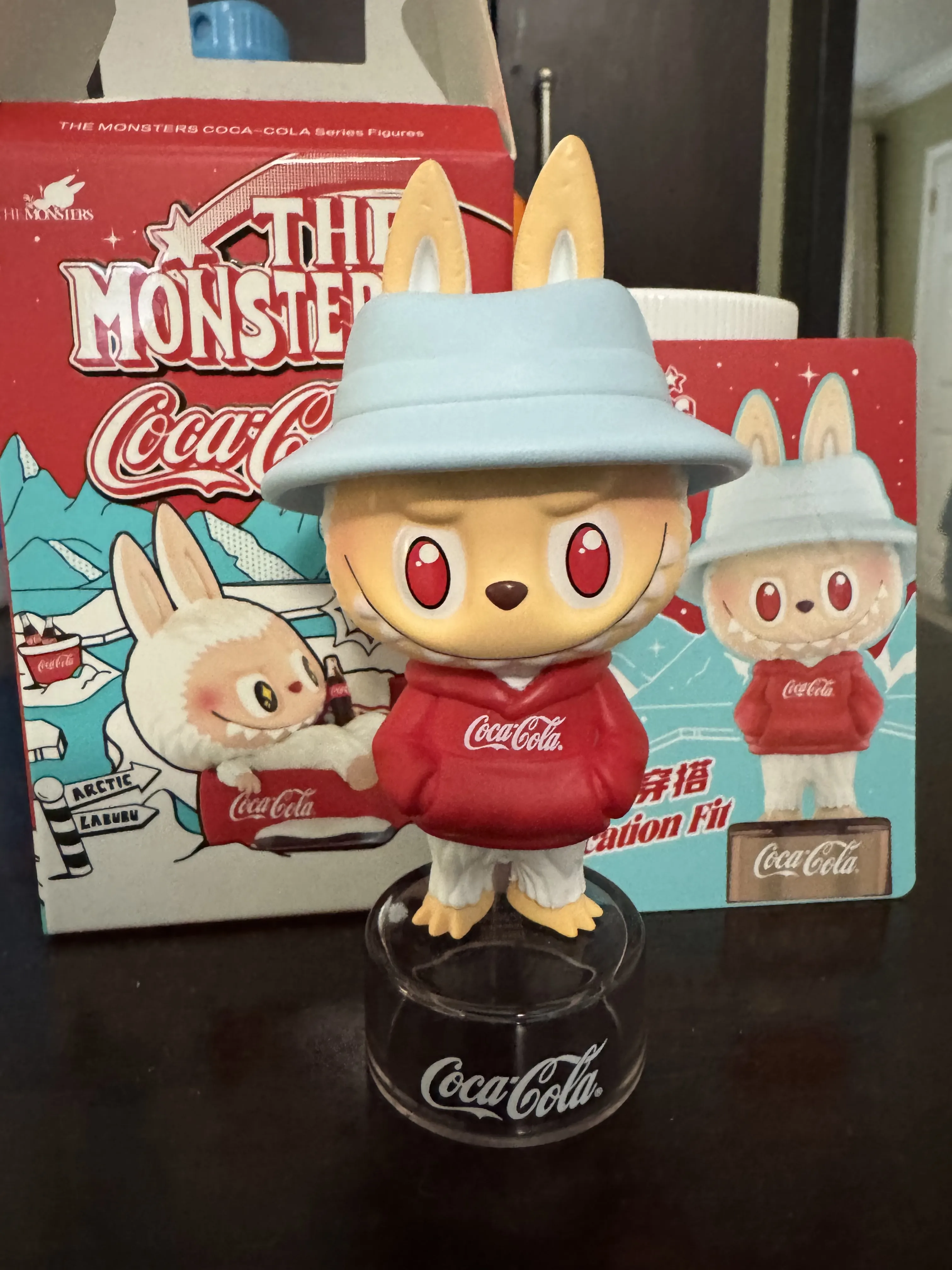 Coca-Cola THE MONSTERS PVCフィギュア THE MONSTERS COCA-COLA Series Figures - POP MART (United States)