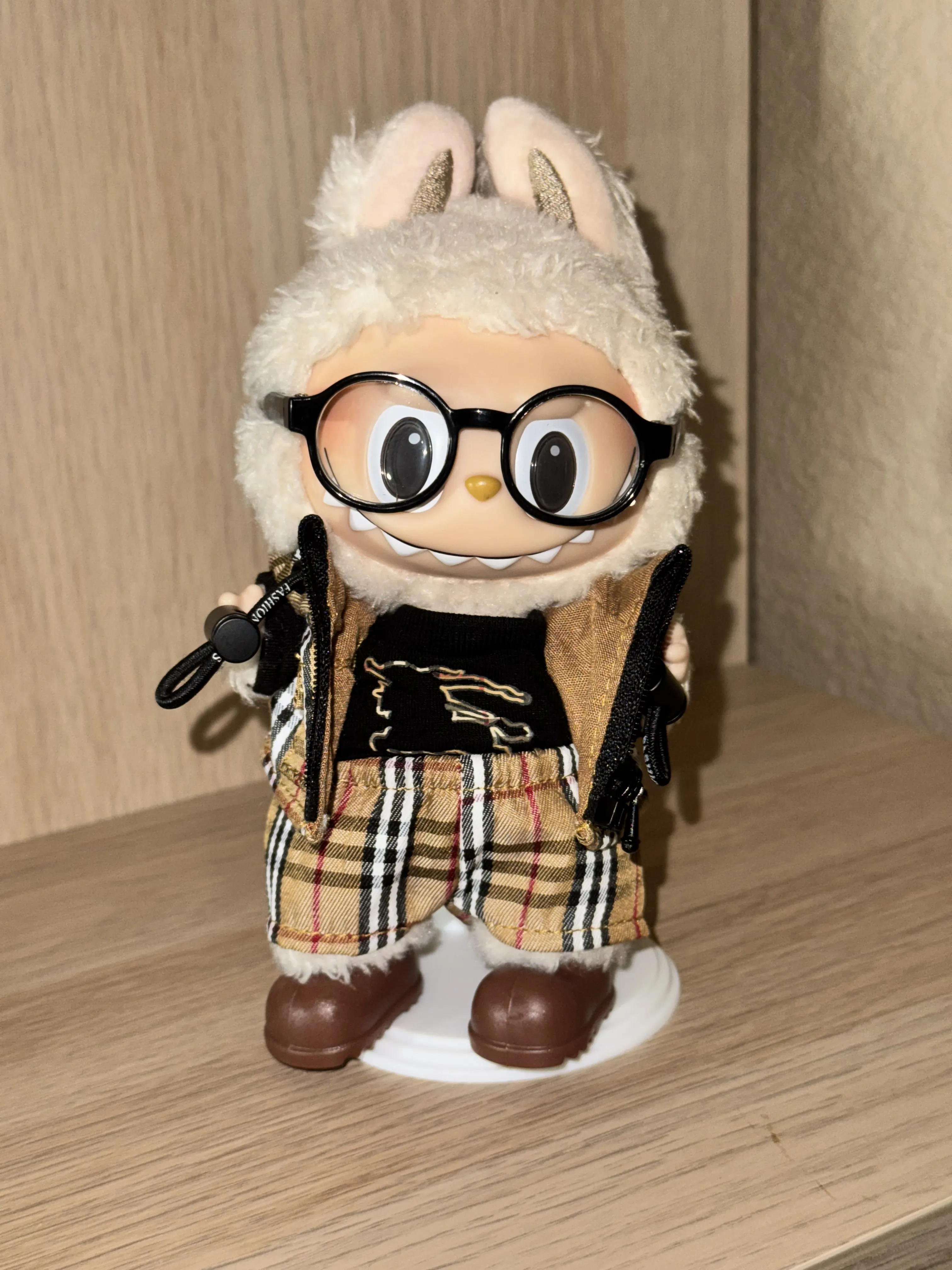 POP MART Exciting Macaron ブラウンマスコット POP NOW:THE MONSTERS - Tasty Macarons Vinyl Face Blind Box