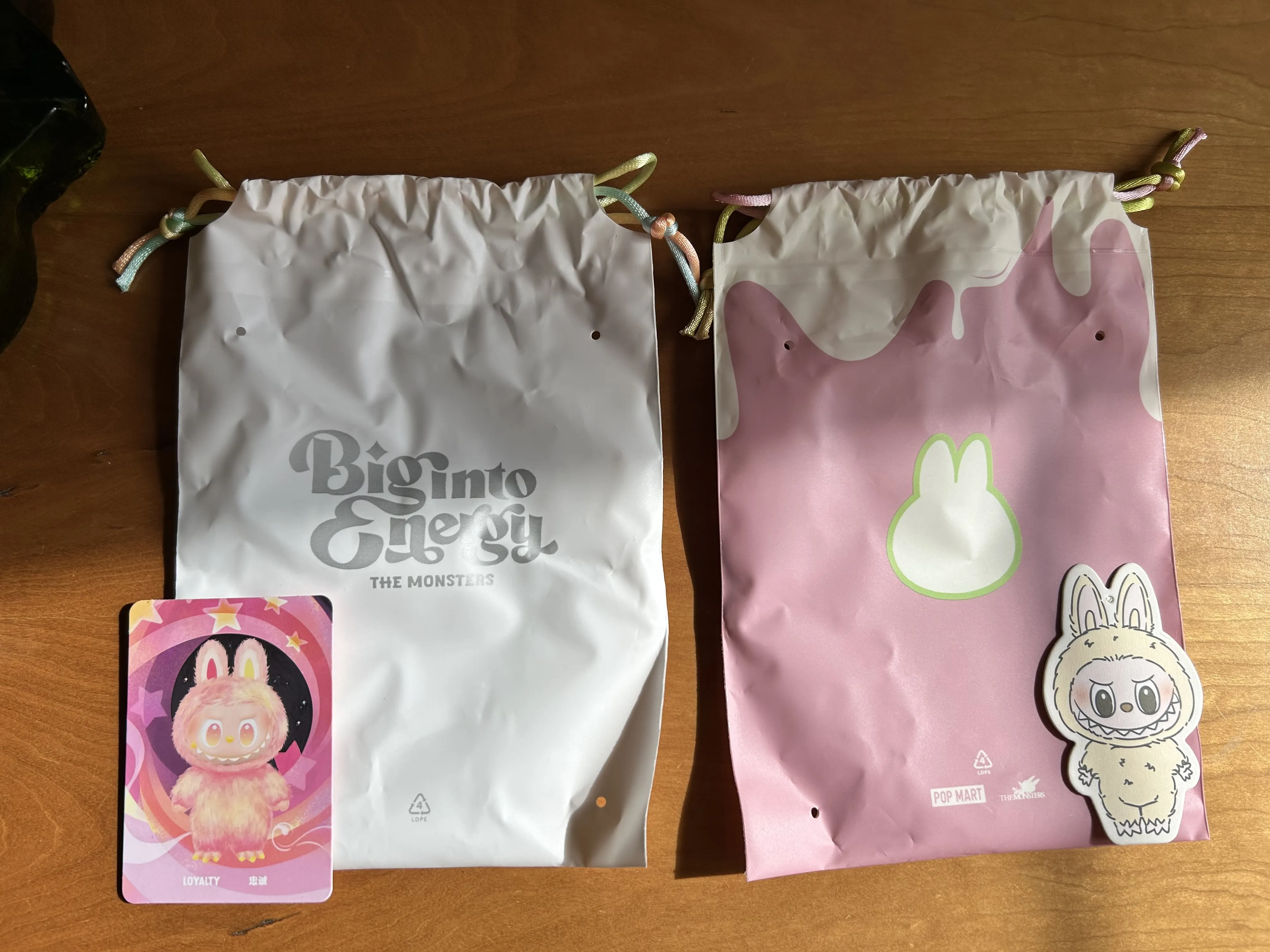 POP NOW:THE MONSTERS - Tasty Macarons Vinyl Face Blind Box