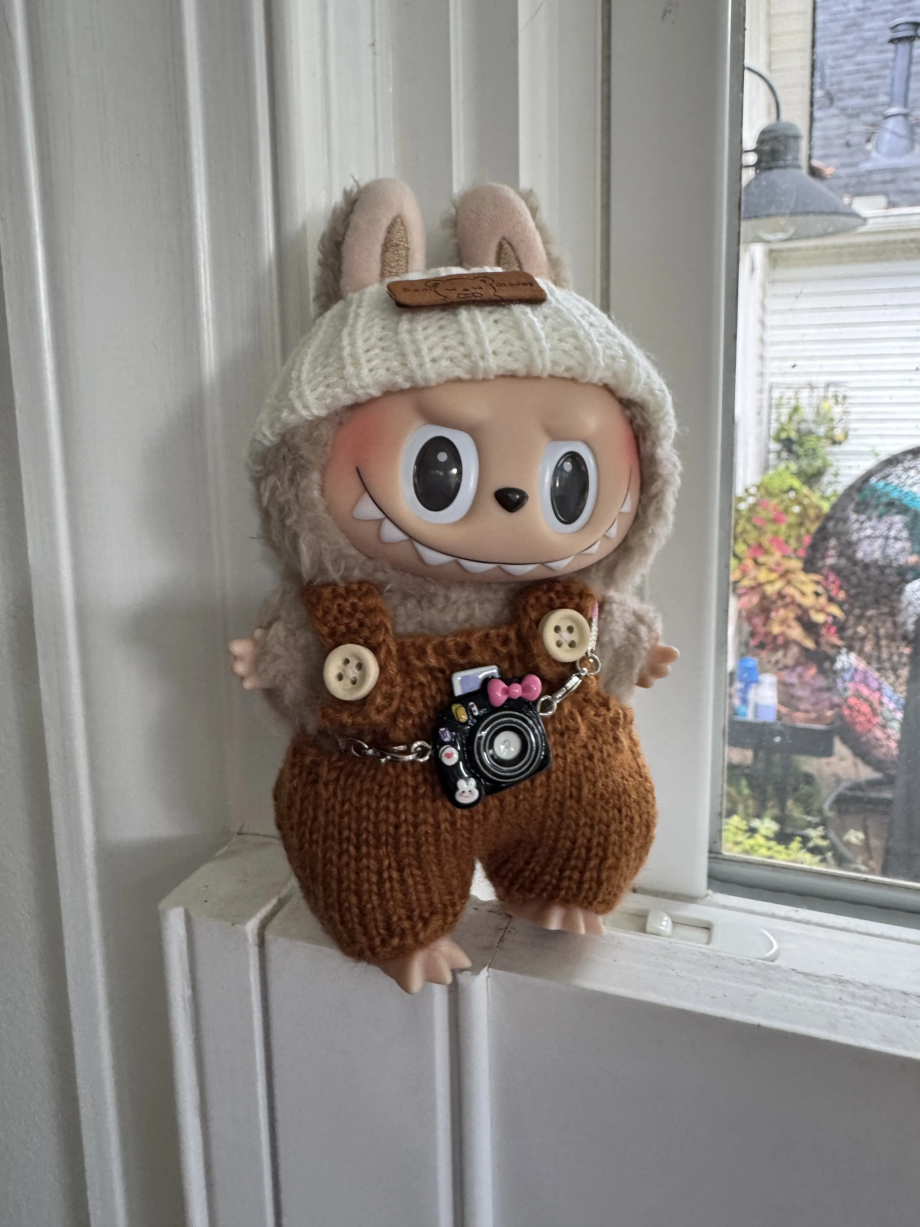 POP NOW:THE MONSTERS - Tasty Macarons Vinyl Face Blind Box