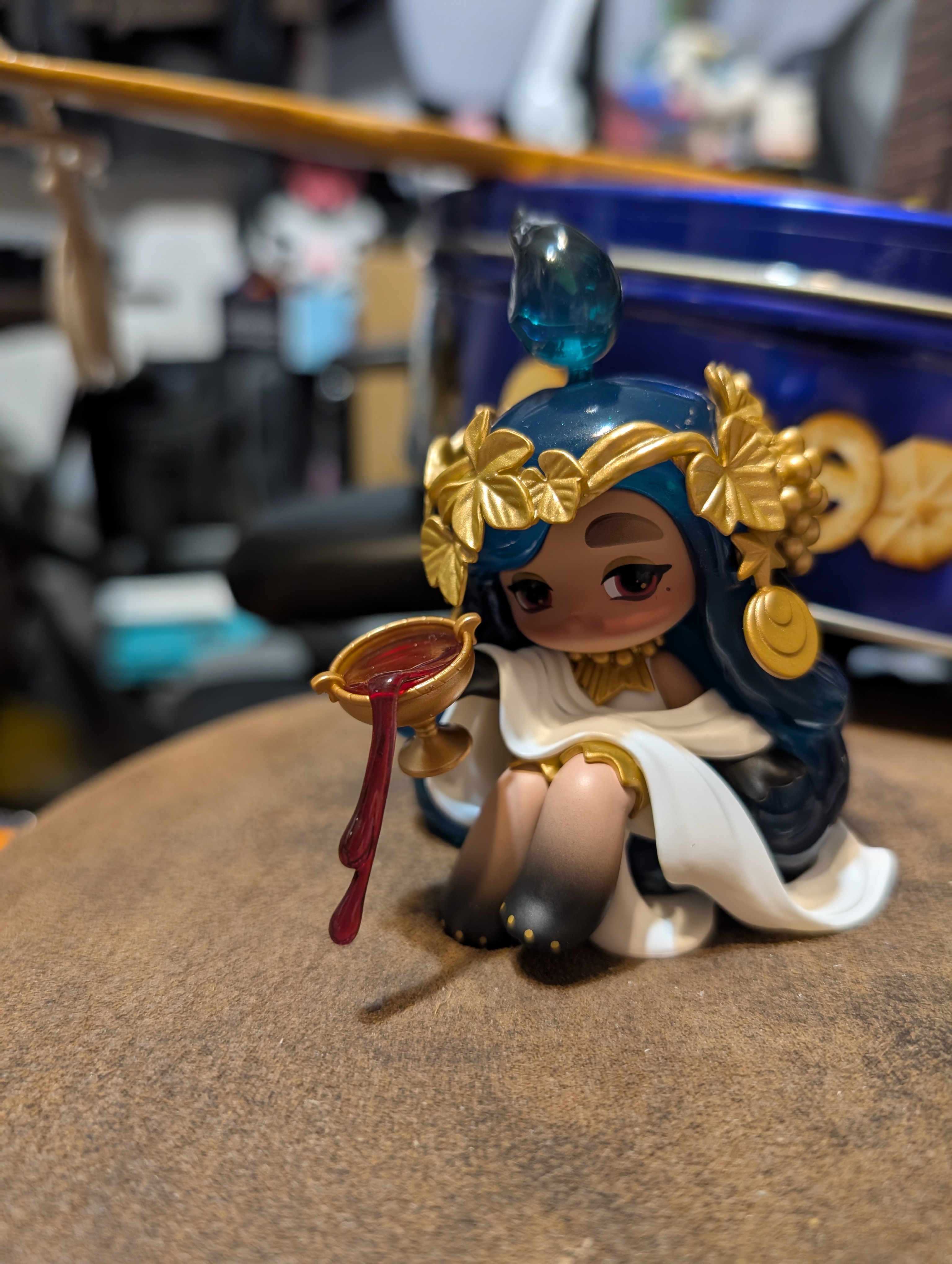 POPMART CHAKA 月見フィギュア CHAKA Moon Gazing Figure - POP MART