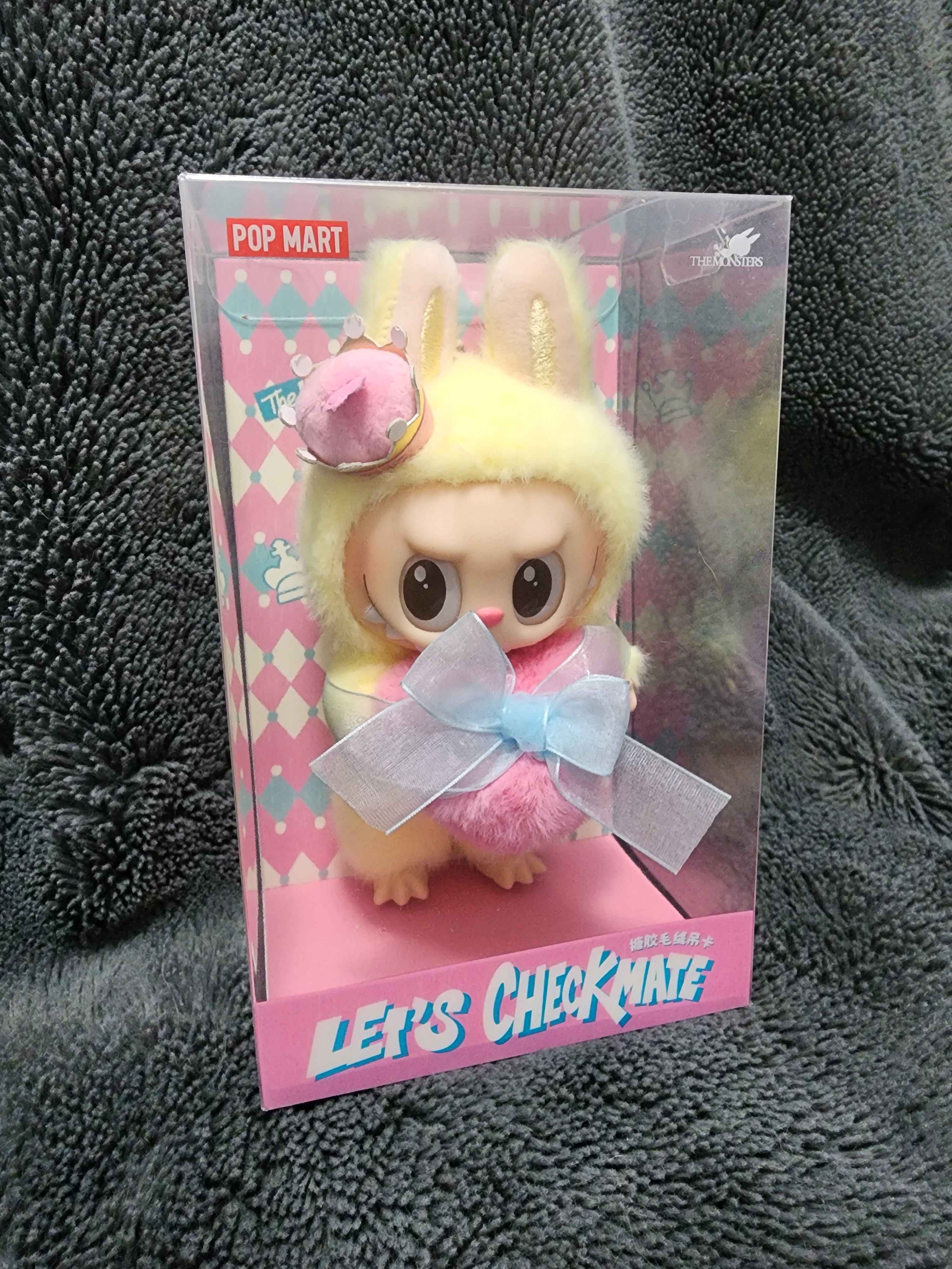 THE MONSTERS Let's Checkmate Series-Vinyl Plush Hanging Card