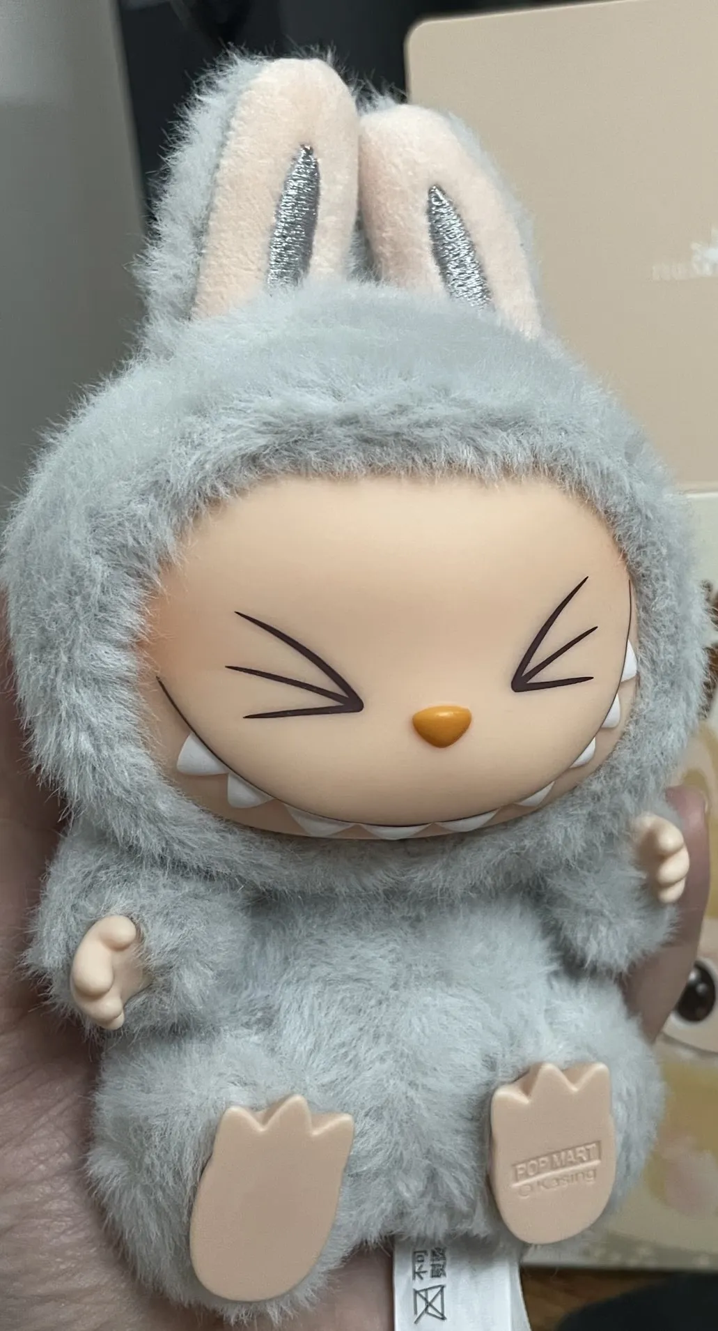 POP NOW:THE MONSTERS - Have a Seat Vinyl Plush Blind Box POP NOW:THE MONSTERS - Have a Seat Vinyl Plush Blind Box