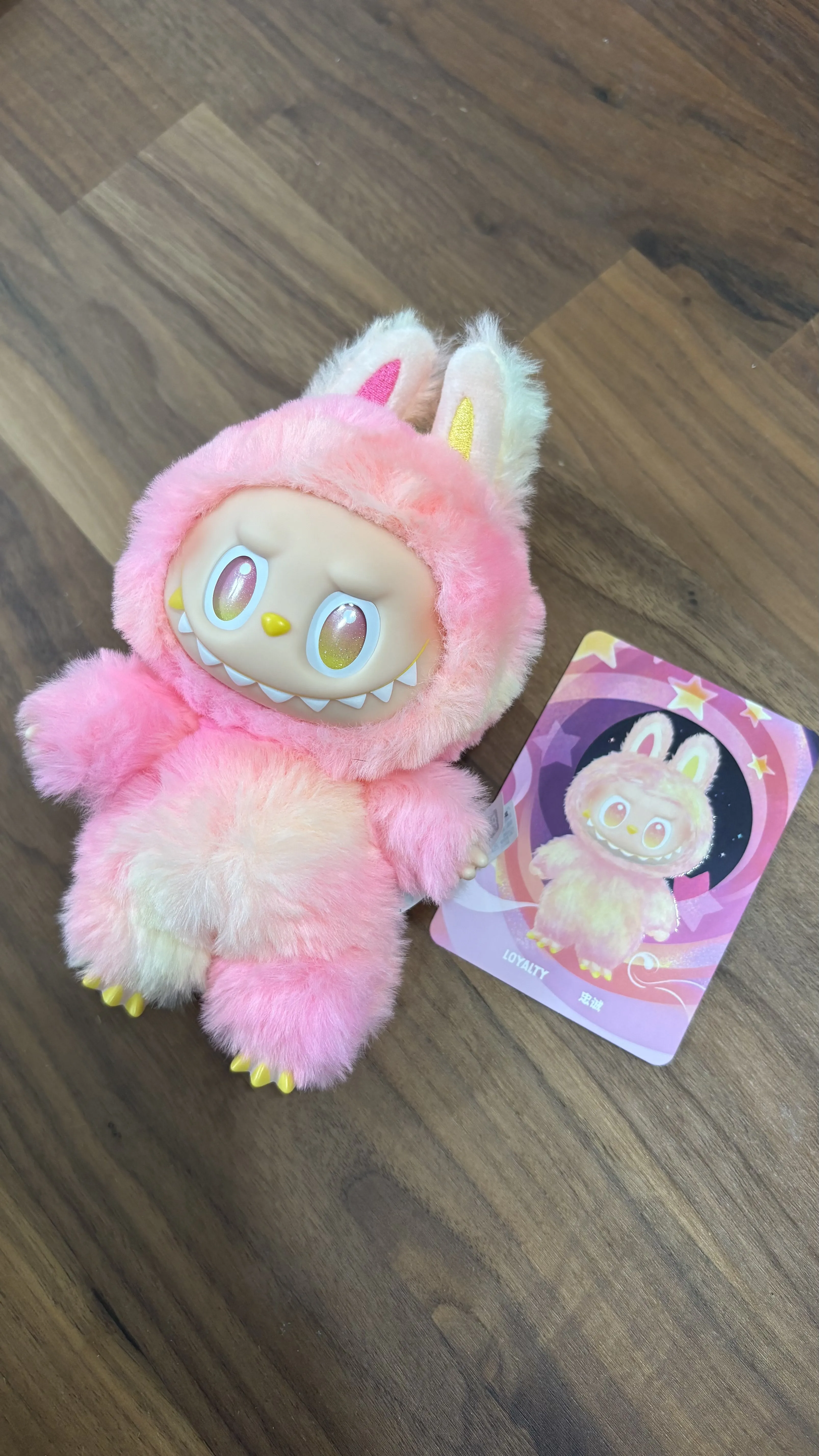 POP NOW:THE MONSTERS Big into Energy Series-Vinyl Plush Pendant