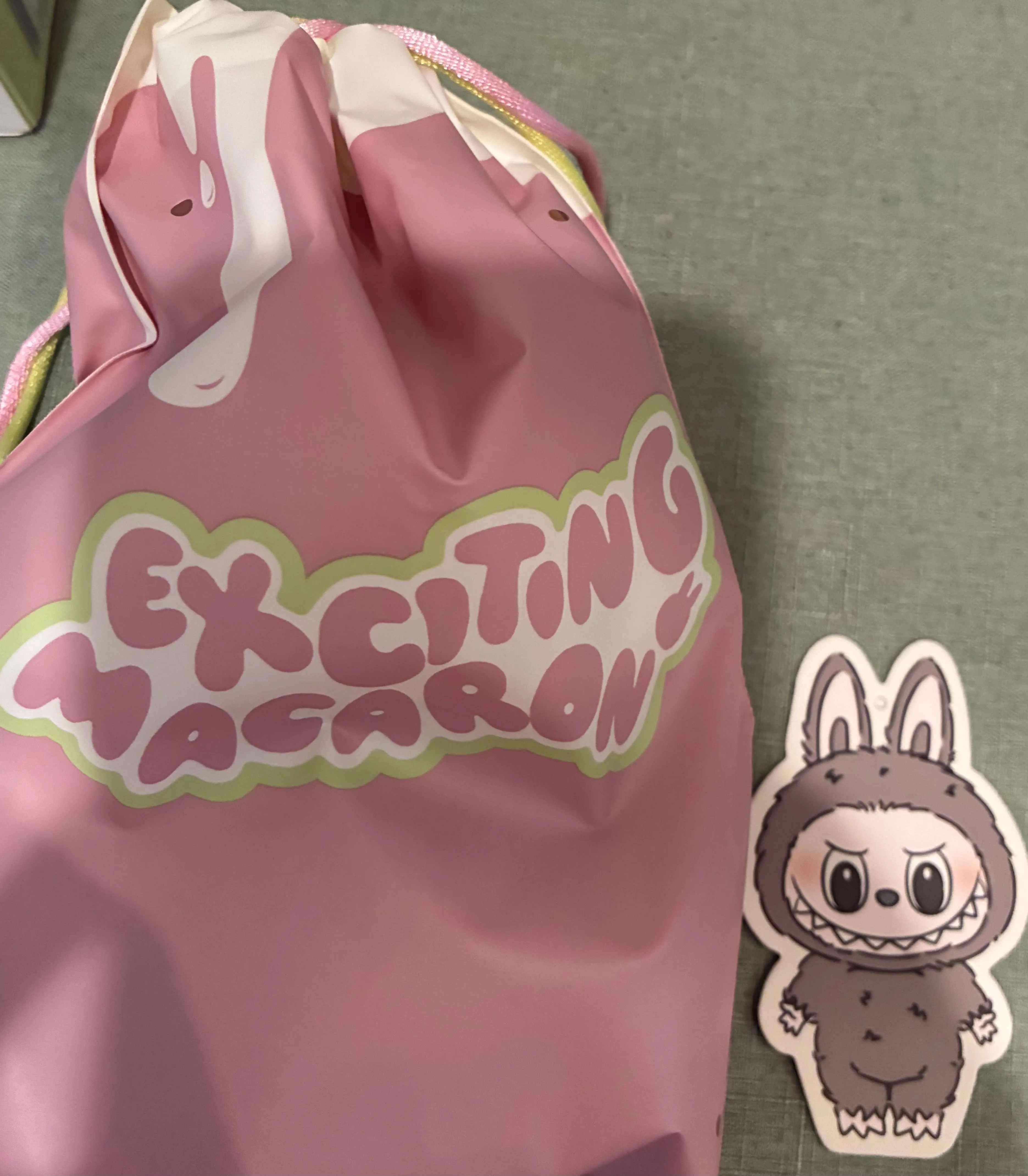 THE MONSTERS - Tasty Macarons Vinyl Face Blind Box | Blind Box