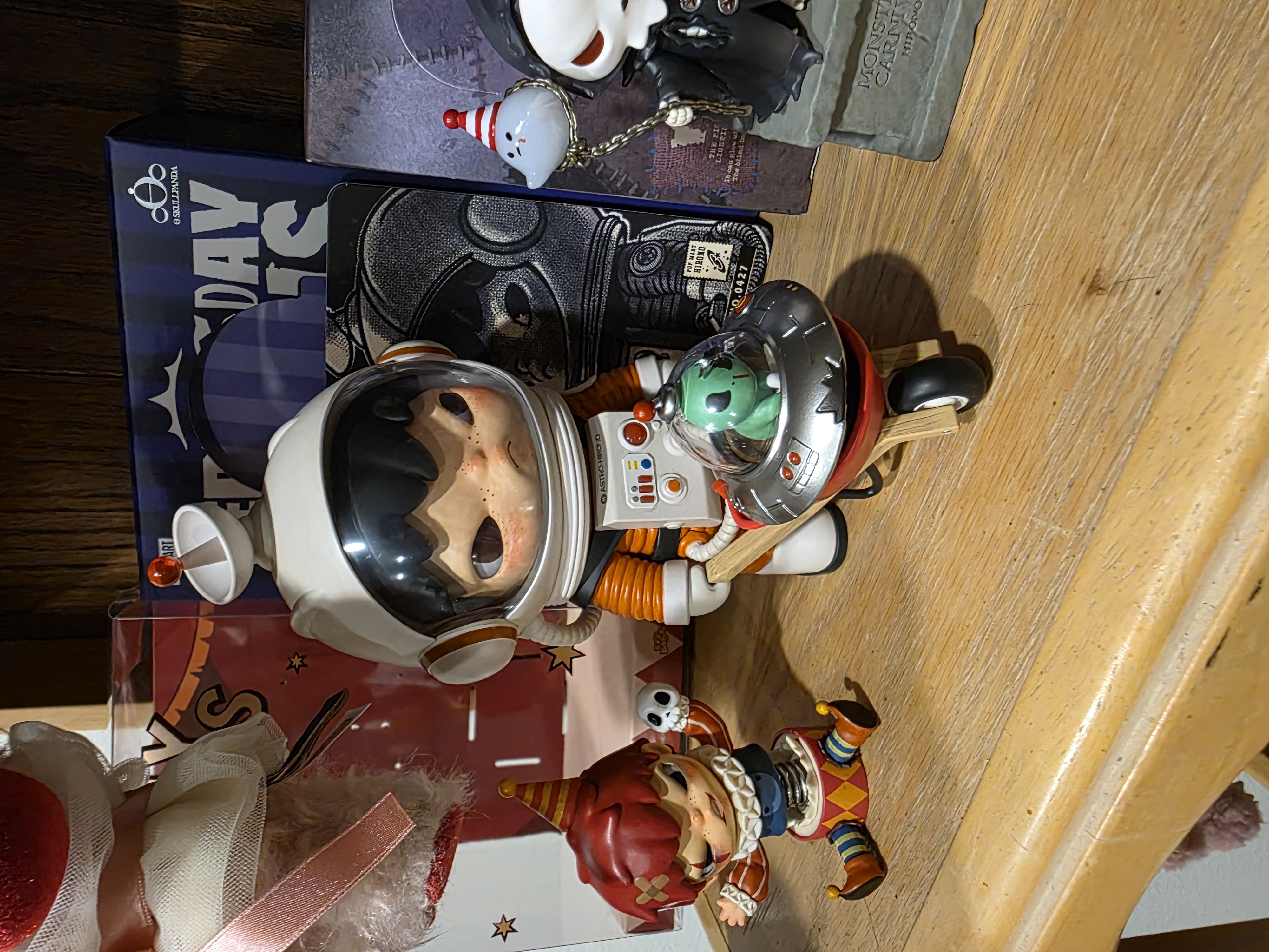 Hirono Search for Aliens Figurine - POP MART (United States)