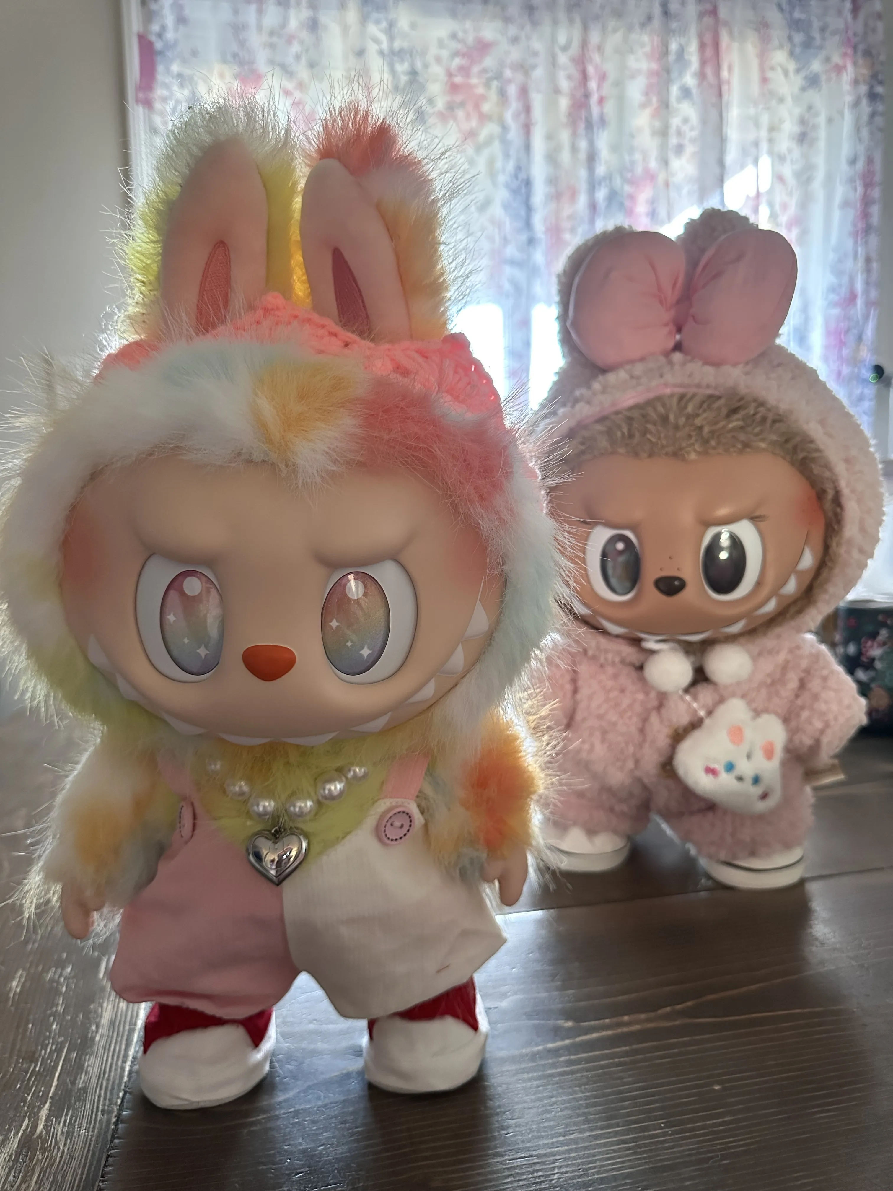 THE MONSTERS Big into Energy Series-ROCK THE UNIVERSE Vinyl Plush