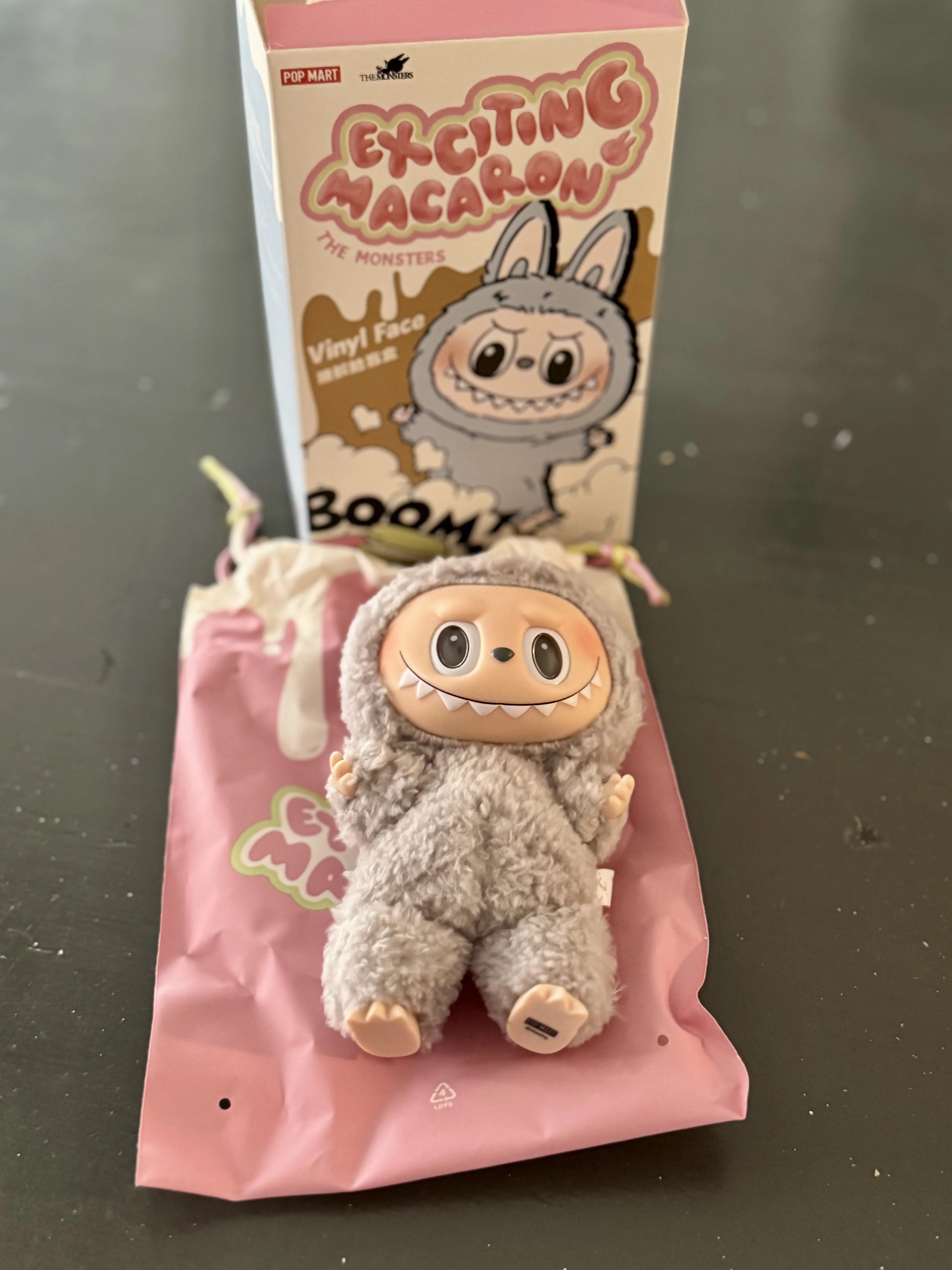 POP NOW:THE MONSTERS - Tasty Macarons Vinyl Face Blind Box - POP